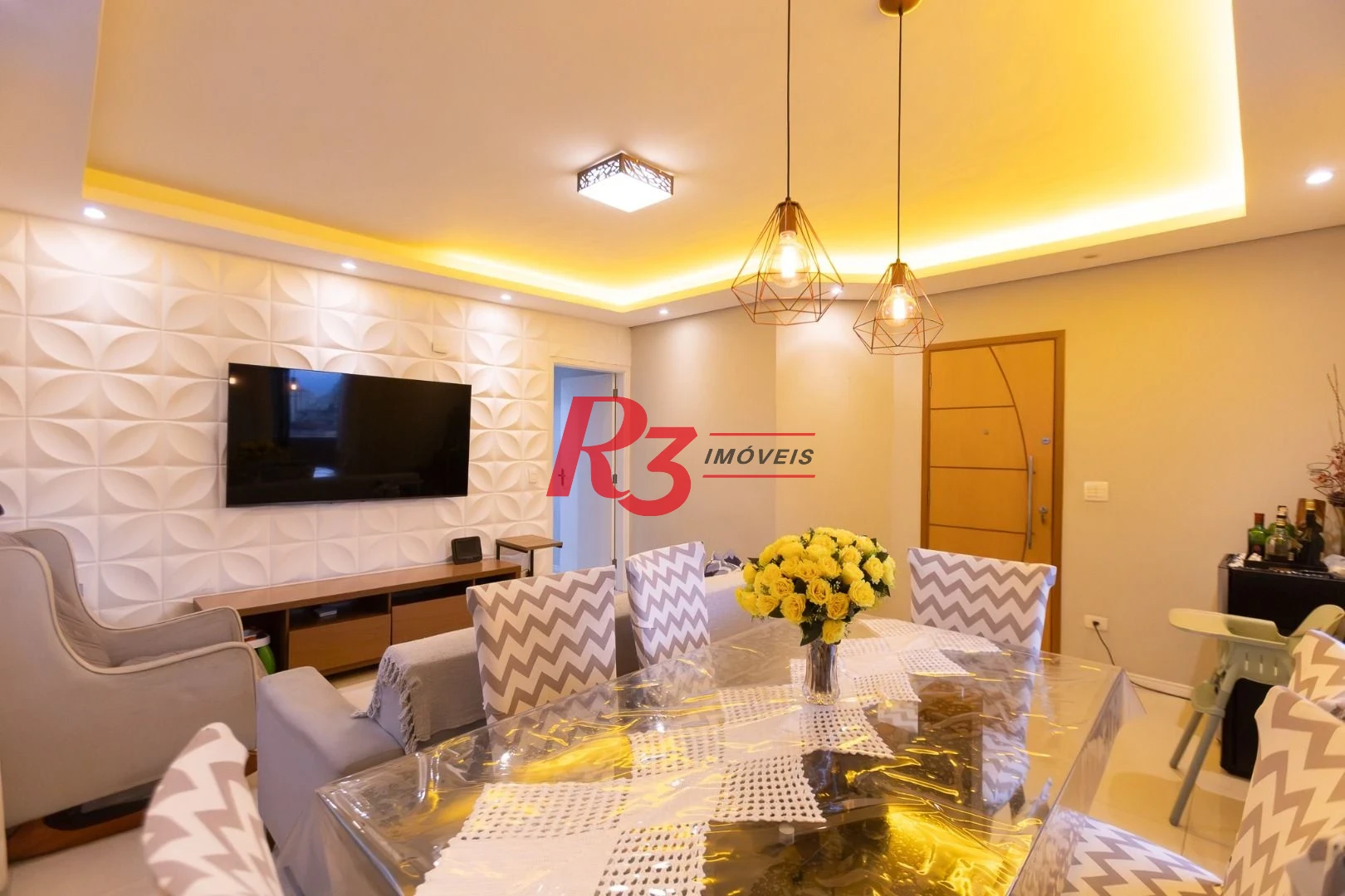 Apartamento com 3 dormitórios à venda, 125 m² por R$ 725.000,00 - Ponta da Praia - Santos/SP