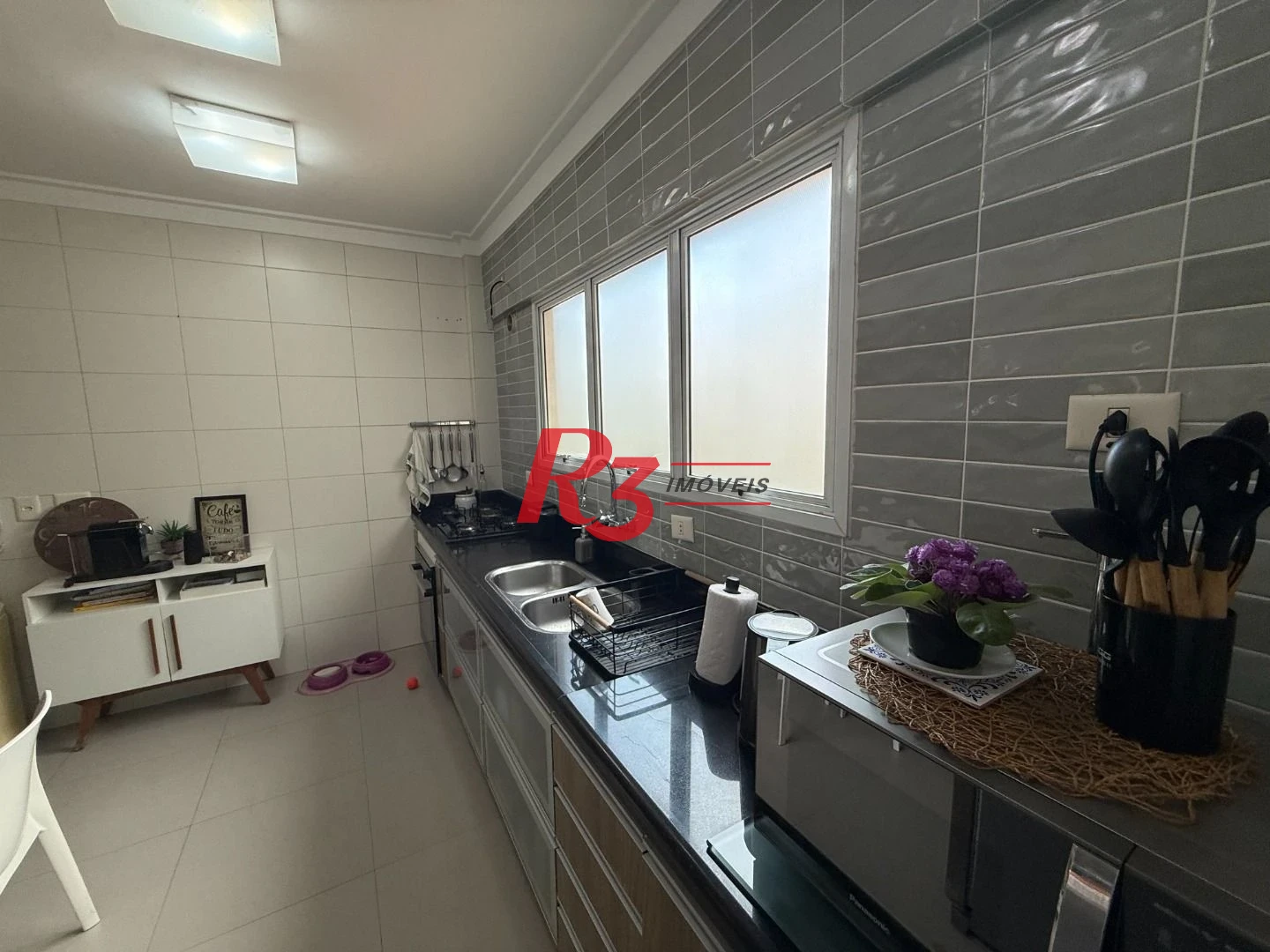 Apartamento com 3 dormitórios à venda, 114 m² por R$ 1.500.000,00 - Boqueirão - Santos/SP