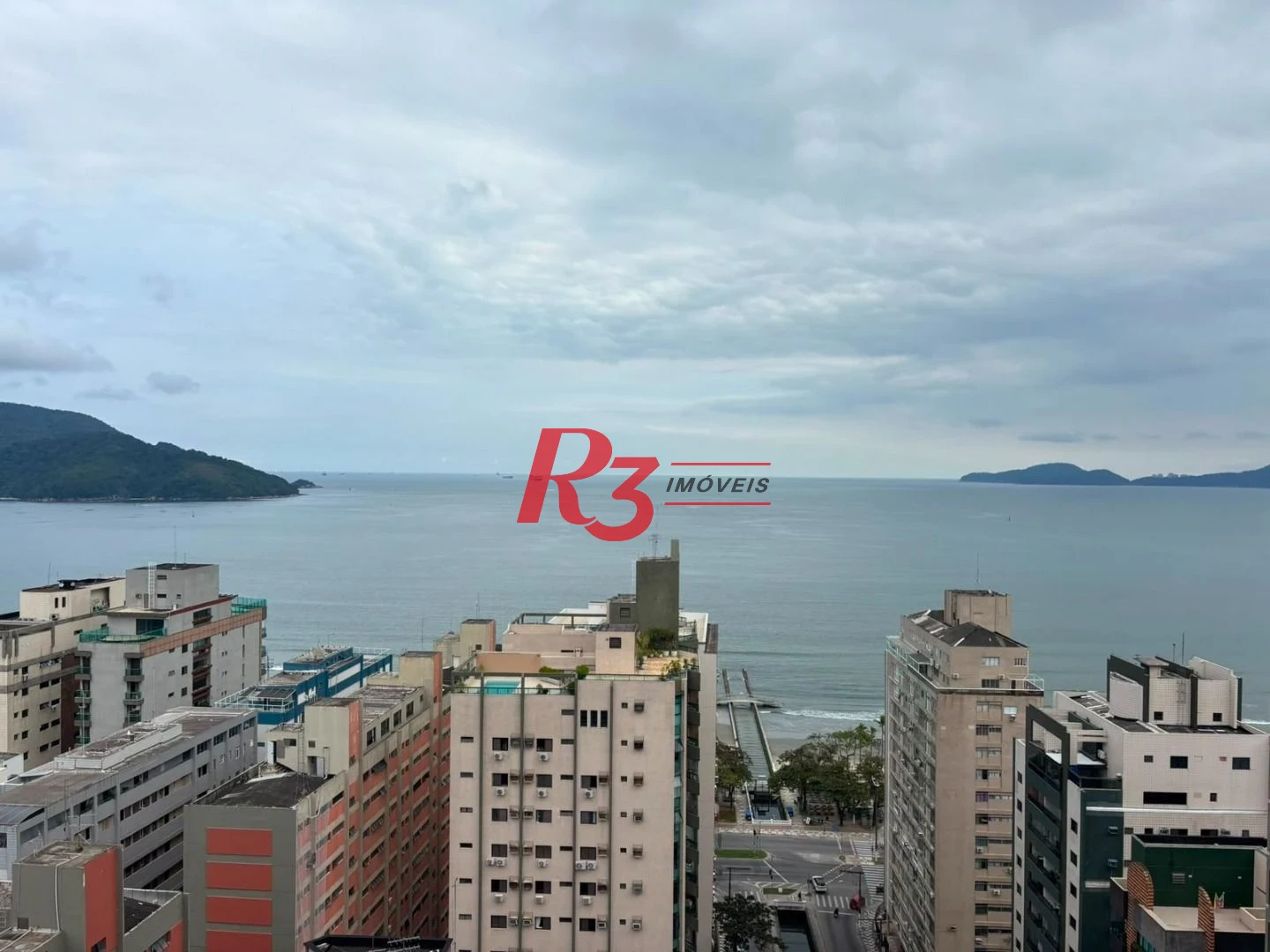APARTAMENTO 3 QUARTOS PARA LOCAÇÃO NO EMBARÉ COM VISTA PANORAMICA  PARA O MAR
