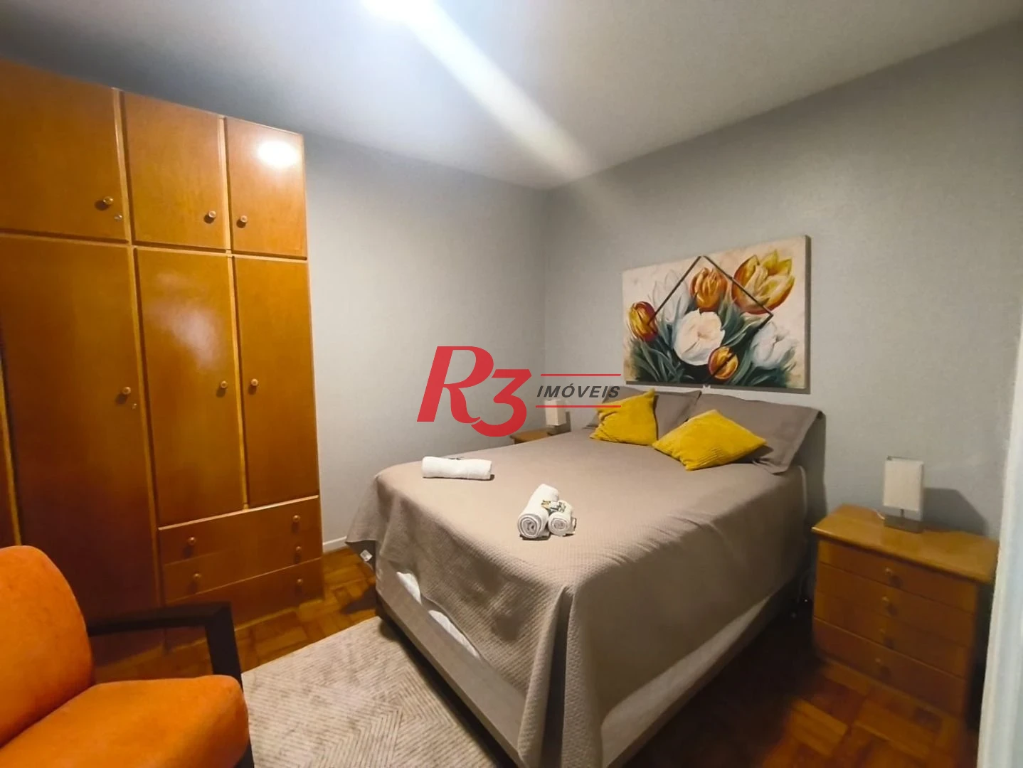 Apartamento com 2 dormitórios à venda, 74 m² por R$ 690.000,00 - Pompéia - Santos/SP