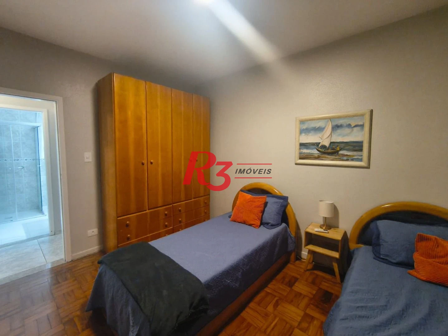 Apartamento com 2 dormitórios à venda, 74 m² por R$ 690.000,00 - Pompéia - Santos/SP