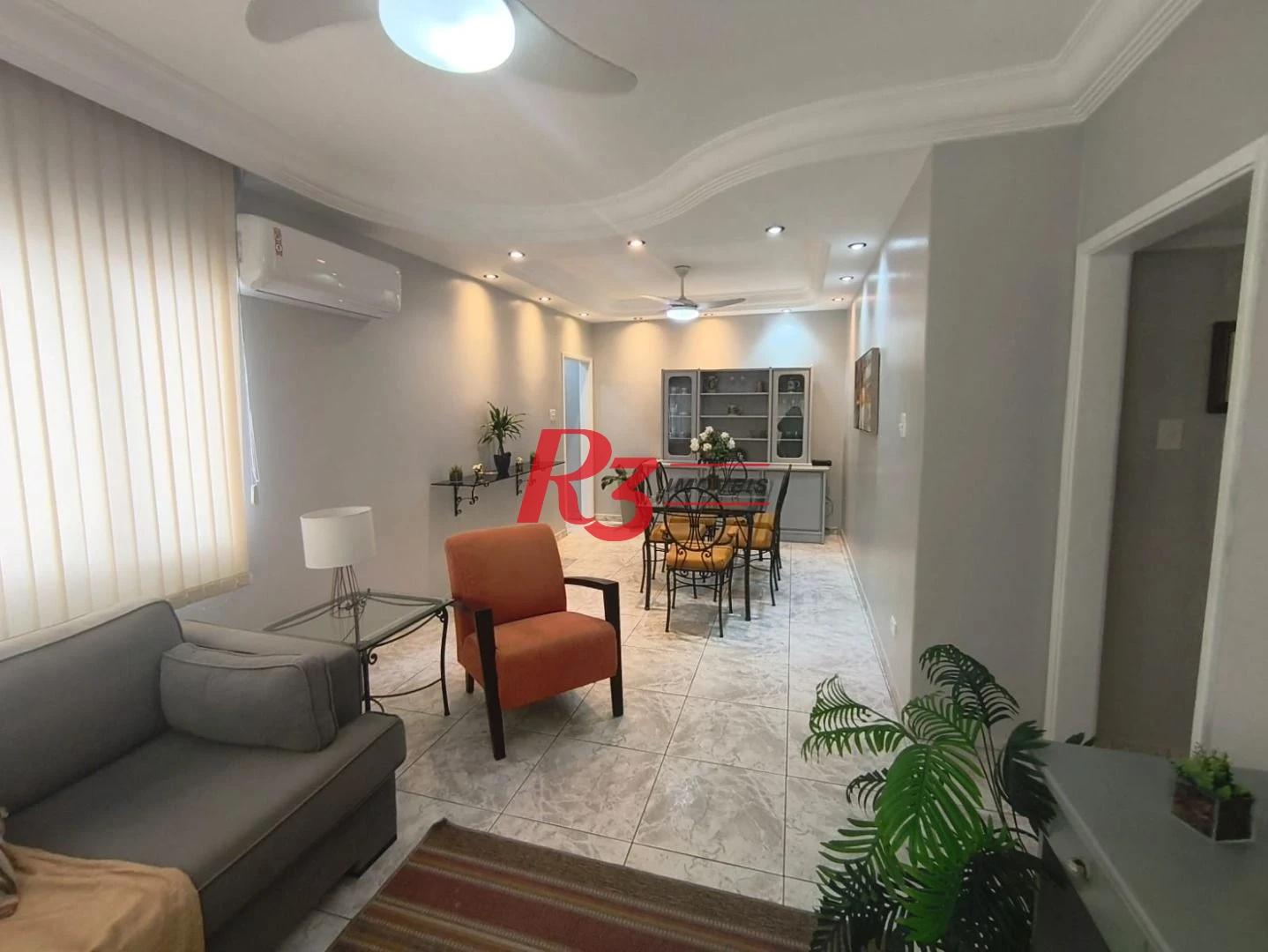 Apartamento com 2 dormitórios à venda, 74 m² por R$ 690.000,00 - Pompéia - Santos/SP