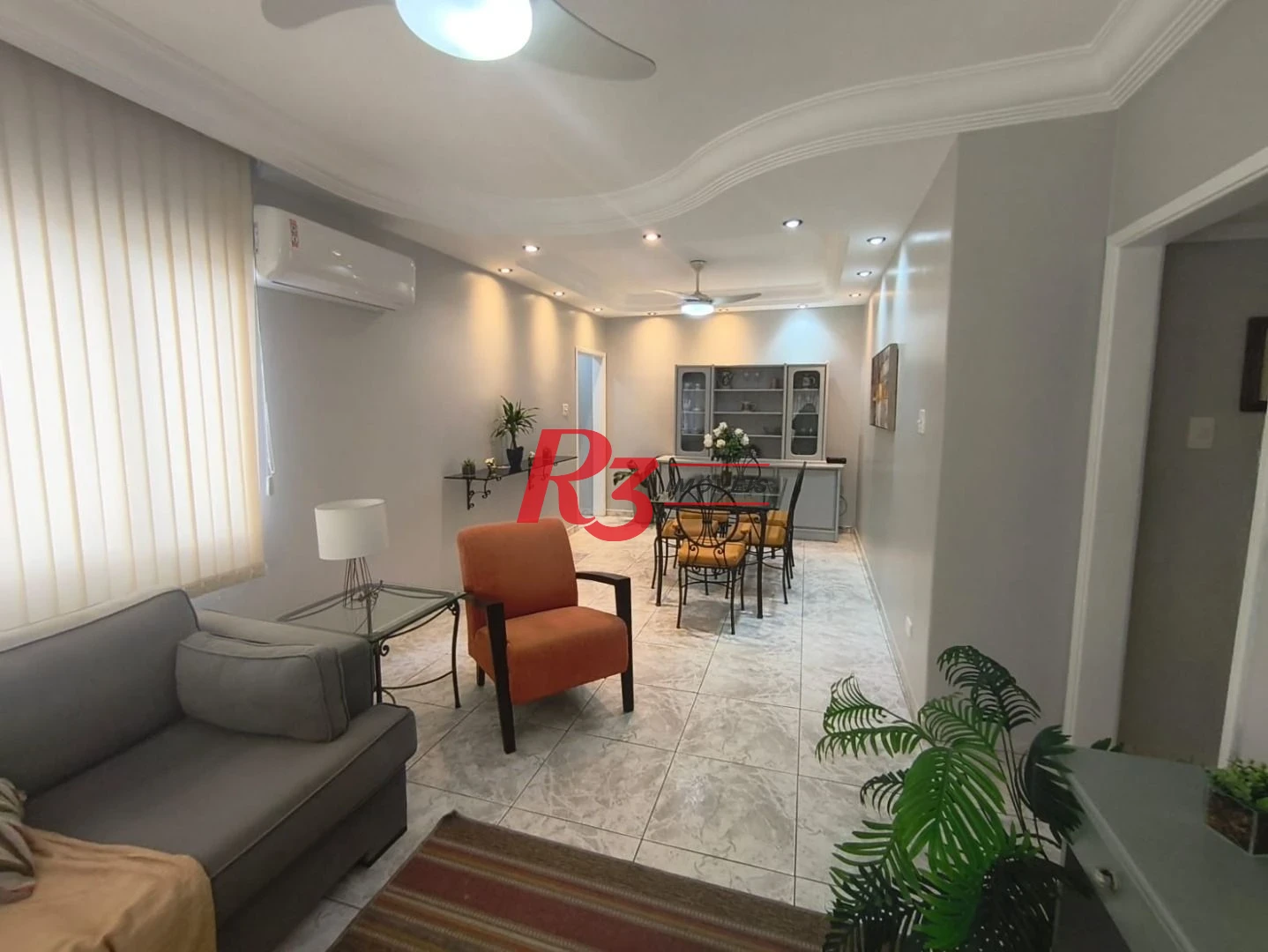 Apartamento com 2 dormitórios à venda, 74 m² por R$ 690.000,00 - Pompéia - Santos/SP