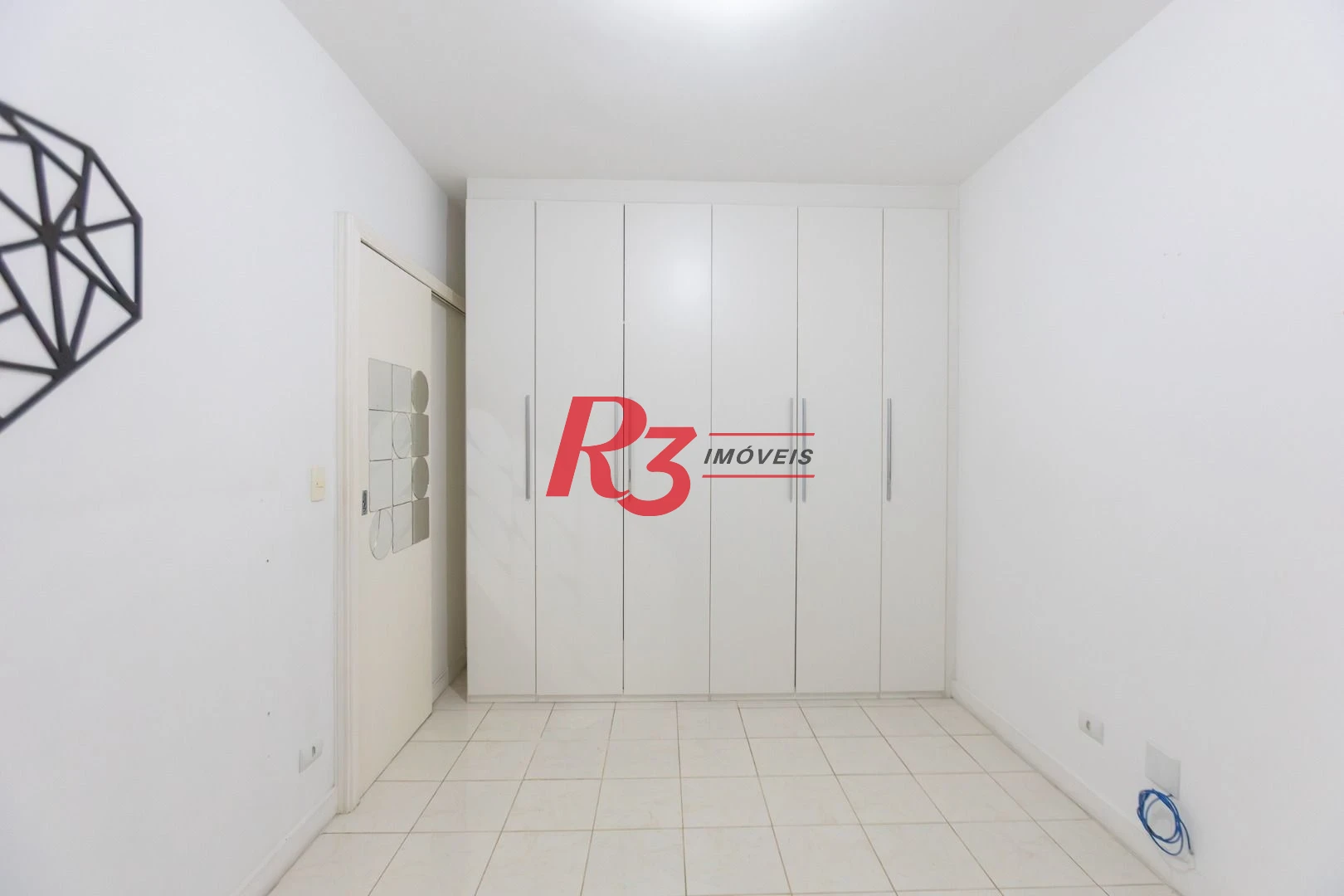 Apartamento com 2 dormitórios à venda, 79 m² por R$ 520.000,00 - Marapé - Santos/SP