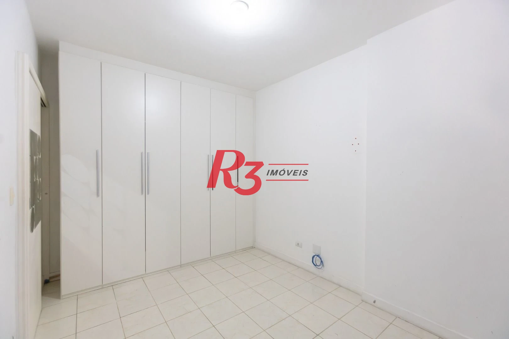 Apartamento com 2 dormitórios à venda, 79 m² por R$ 520.000,00 - Marapé - Santos/SP