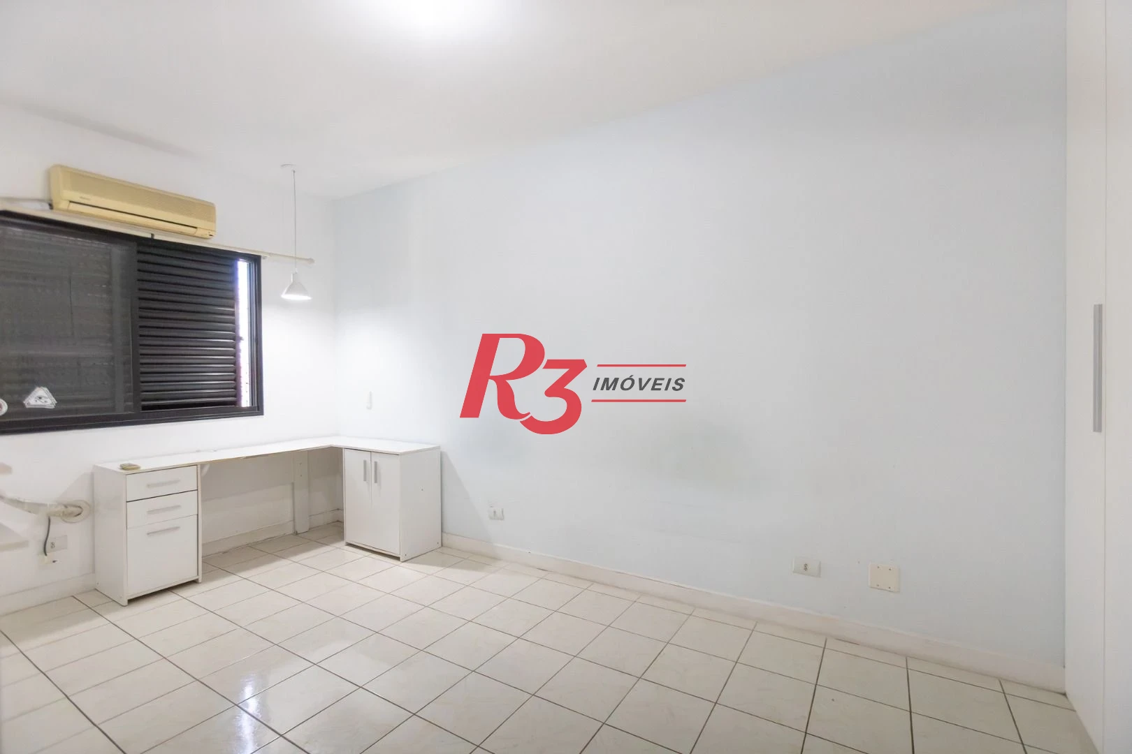Apartamento com 2 dormitórios à venda, 79 m² por R$ 520.000,00 - Marapé - Santos/SP