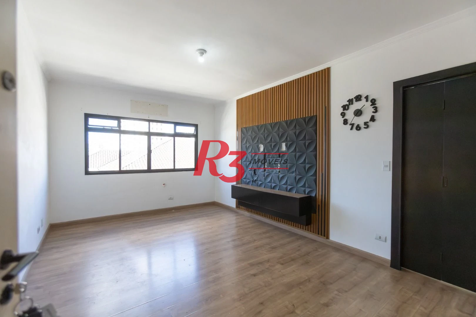 Apartamento com 2 dormitórios à venda, 79 m² por R$ 520.000,00 - Marapé - Santos/SP