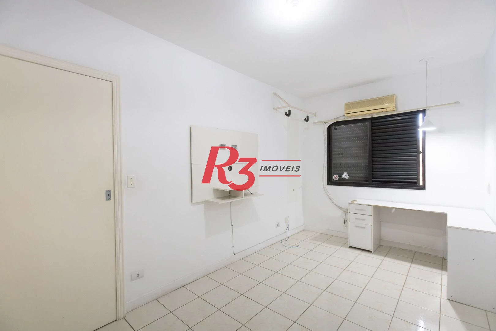 Apartamento com 2 dormitórios à venda, 79 m² por R$ 520.000,00 - Marapé - Santos/SP