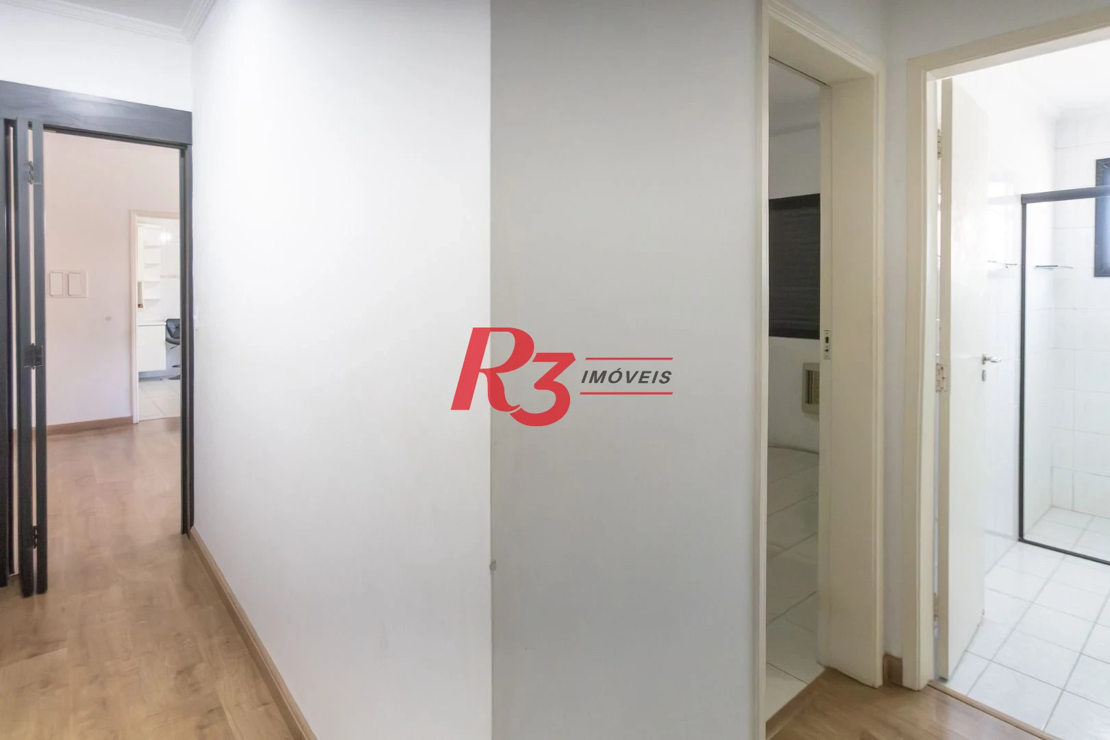 Apartamento com 2 dormitórios à venda, 79 m² por R$ 520.000,00 - Marapé - Santos/SP