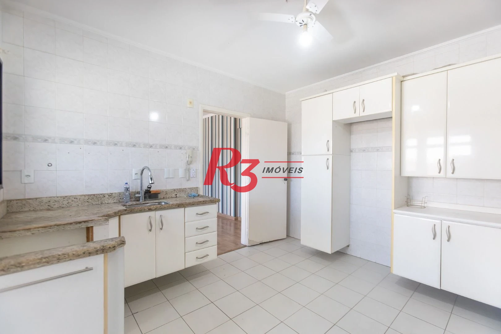 Apartamento com 2 dormitórios à venda, 79 m² por R$ 520.000,00 - Marapé - Santos/SP