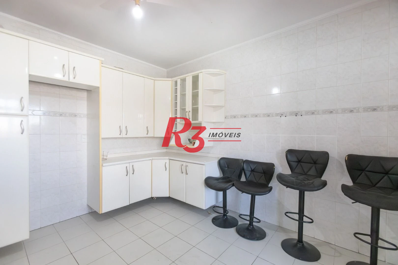Apartamento com 2 dormitórios à venda, 79 m² por R$ 520.000,00 - Marapé - Santos/SP