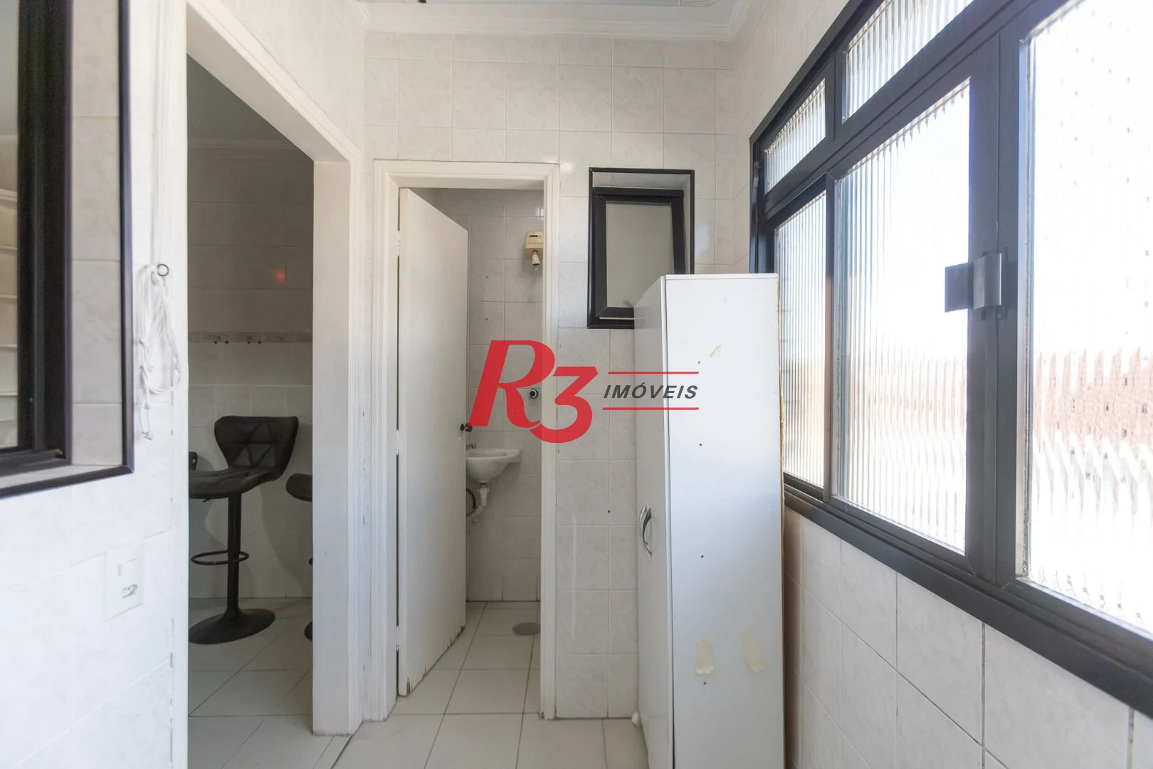 Apartamento com 2 dormitórios à venda, 79 m² por R$ 520.000,00 - Marapé - Santos/SP