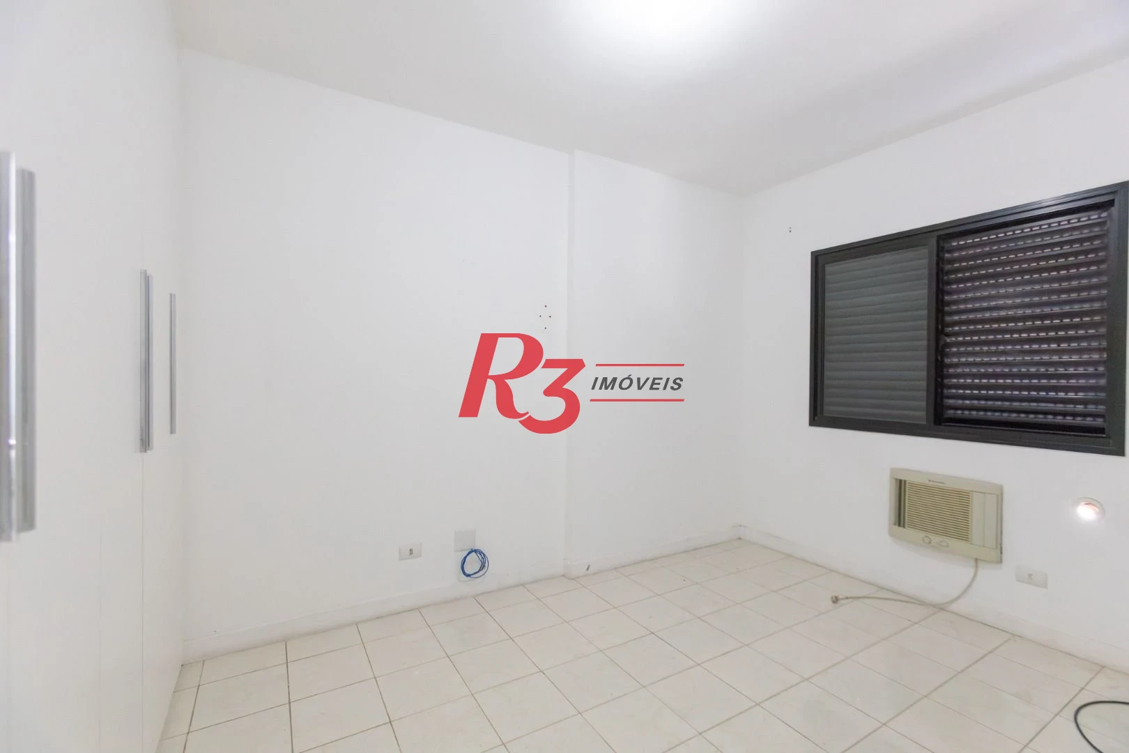 Apartamento com 2 dormitórios à venda, 79 m² por R$ 520.000,00 - Marapé - Santos/SP