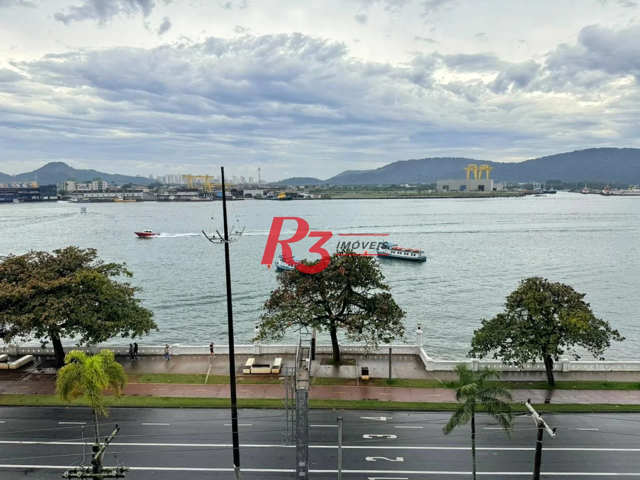 Apartamento com 4 dormitórios para alugar, 189 m² por R$ 17.000,02/mês - Ponta da Praia - Santos/SP