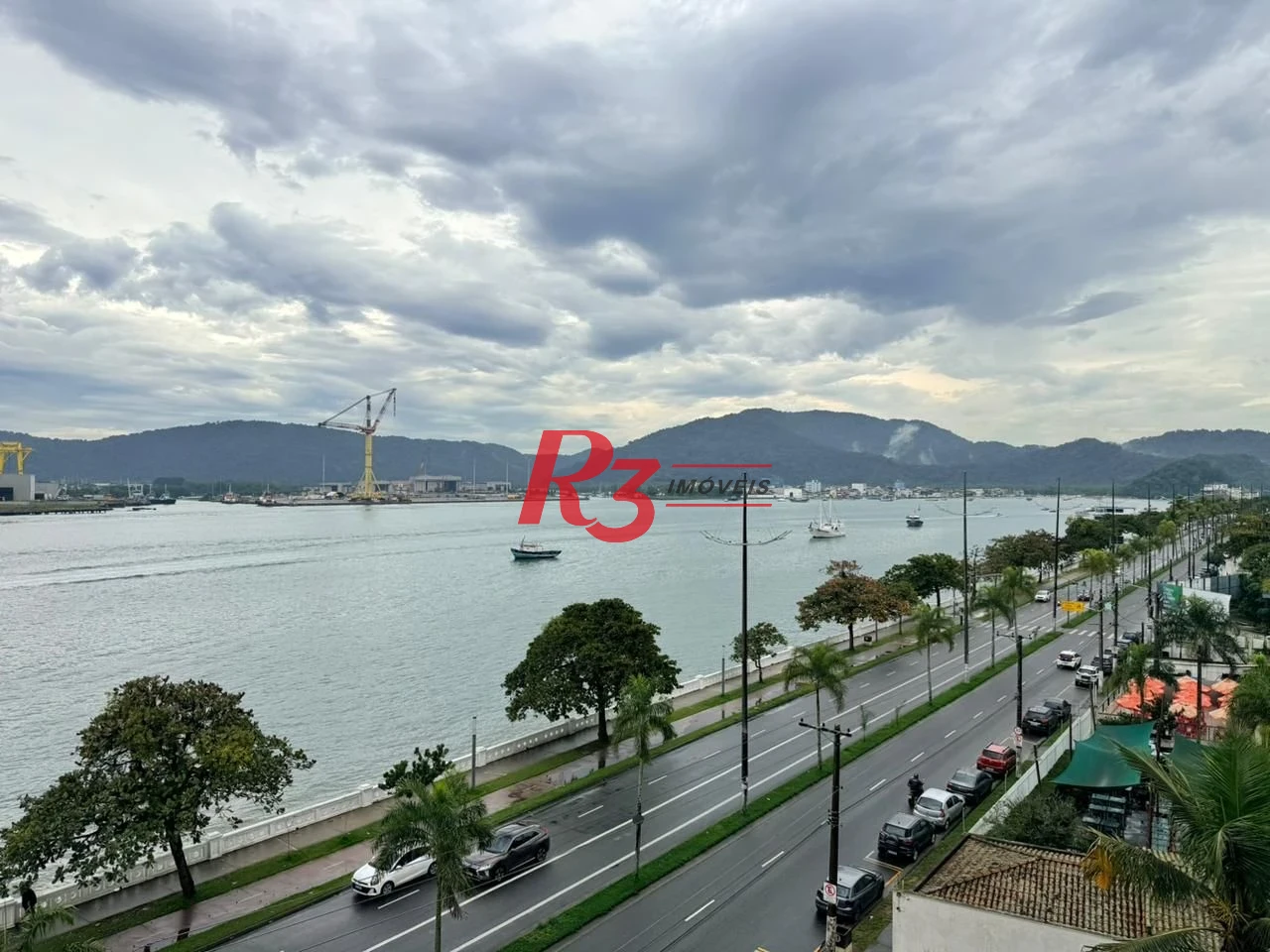 Apartamento com 4 dormitórios para alugar, 189 m² por R$ 17.000,02/mês - Ponta da Praia - Santos/SP