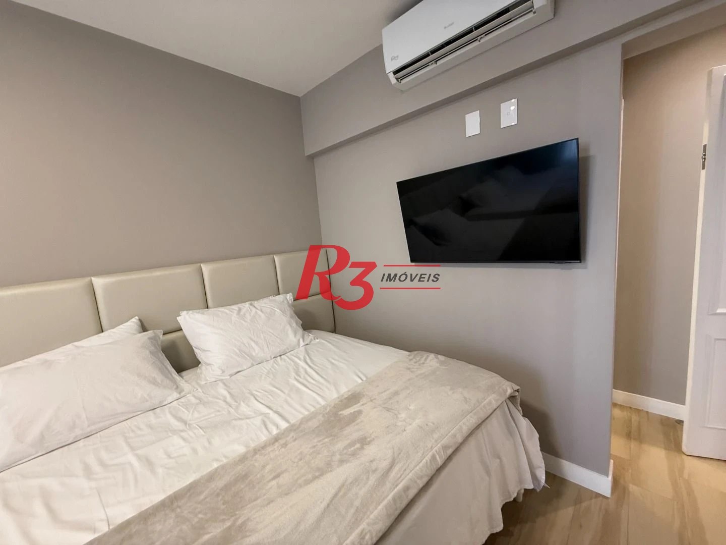 Apartamento com 1 dormitório à venda, 60 m² por R$ 1.280.000,00 - Aparecida - Santos/SP