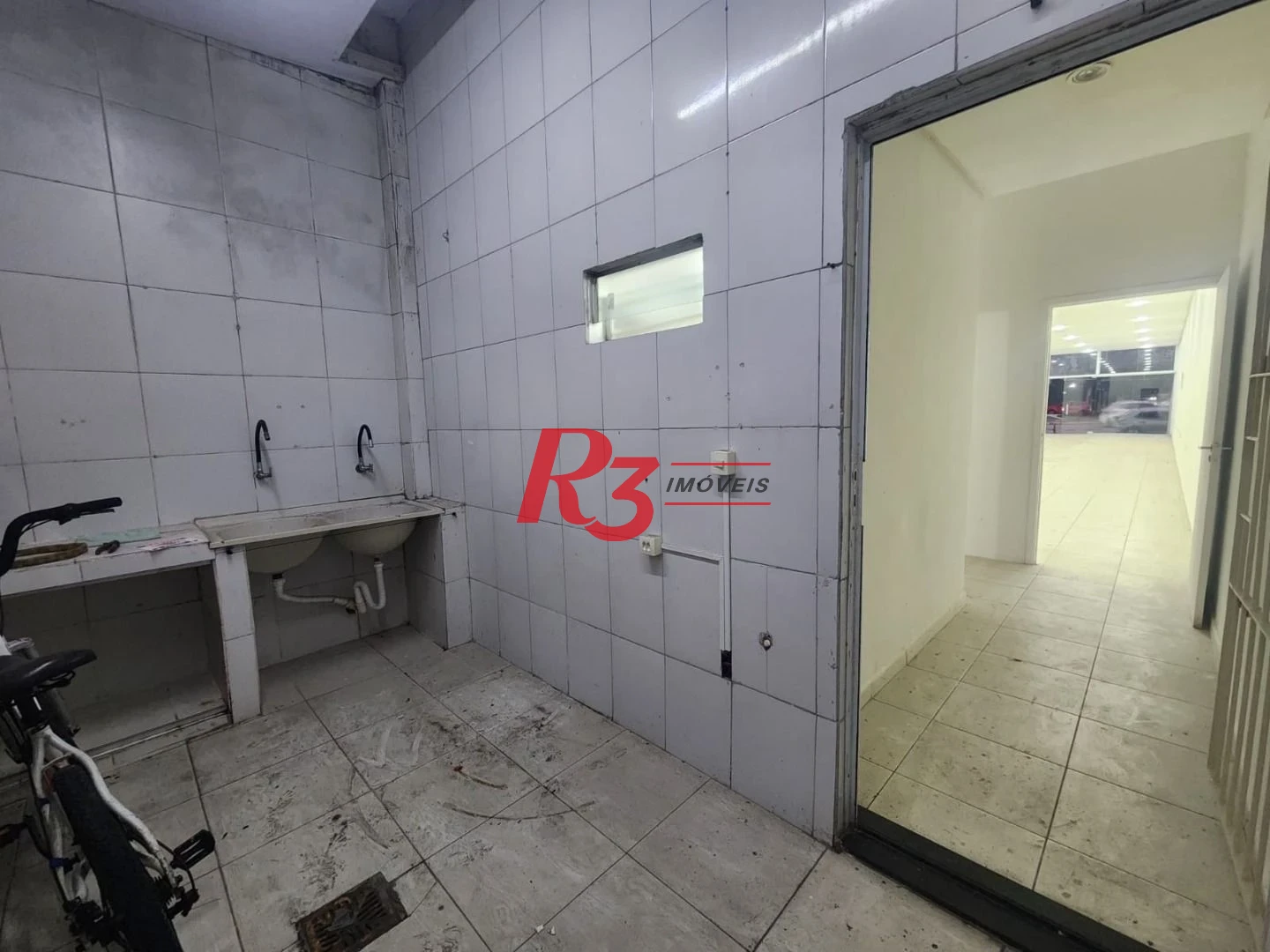 Prédio, 300 m² - venda por R$ 2.332.000,00 ou aluguel por R$ 23.000,00/mês - Aparecida - Santos/SP