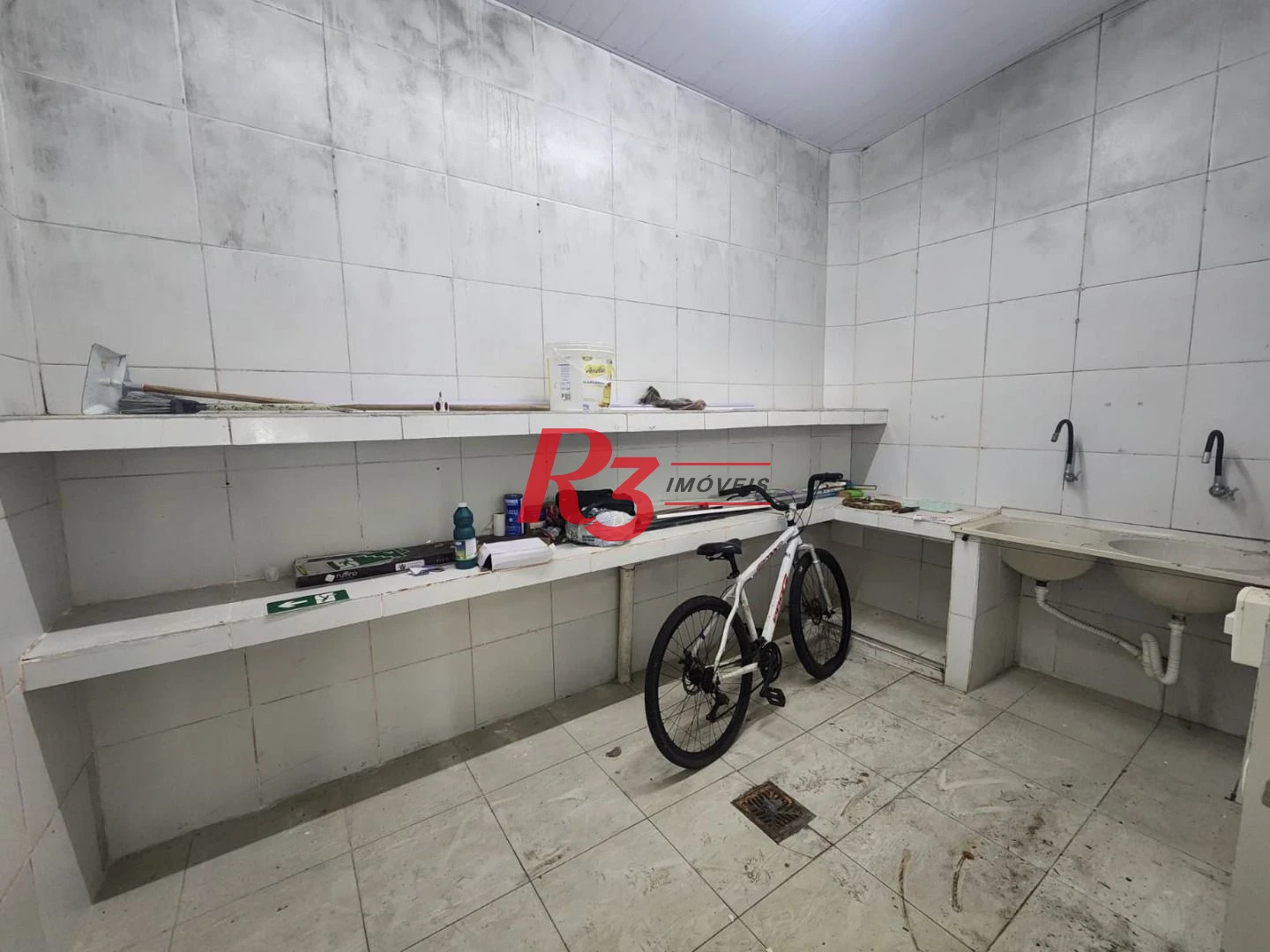Prédio, 300 m² - venda por R$ 2.332.000,00 ou aluguel por R$ 23.000,00/mês - Aparecida - Santos/SP