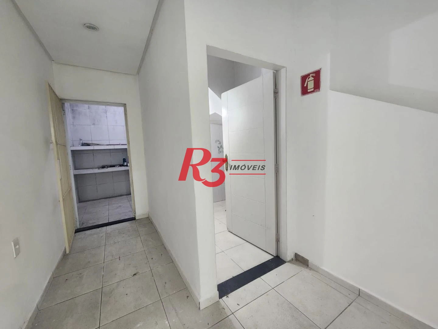 Prédio, 300 m² - venda por R$ 2.332.000,00 ou aluguel por R$ 23.000,00/mês - Aparecida - Santos/SP