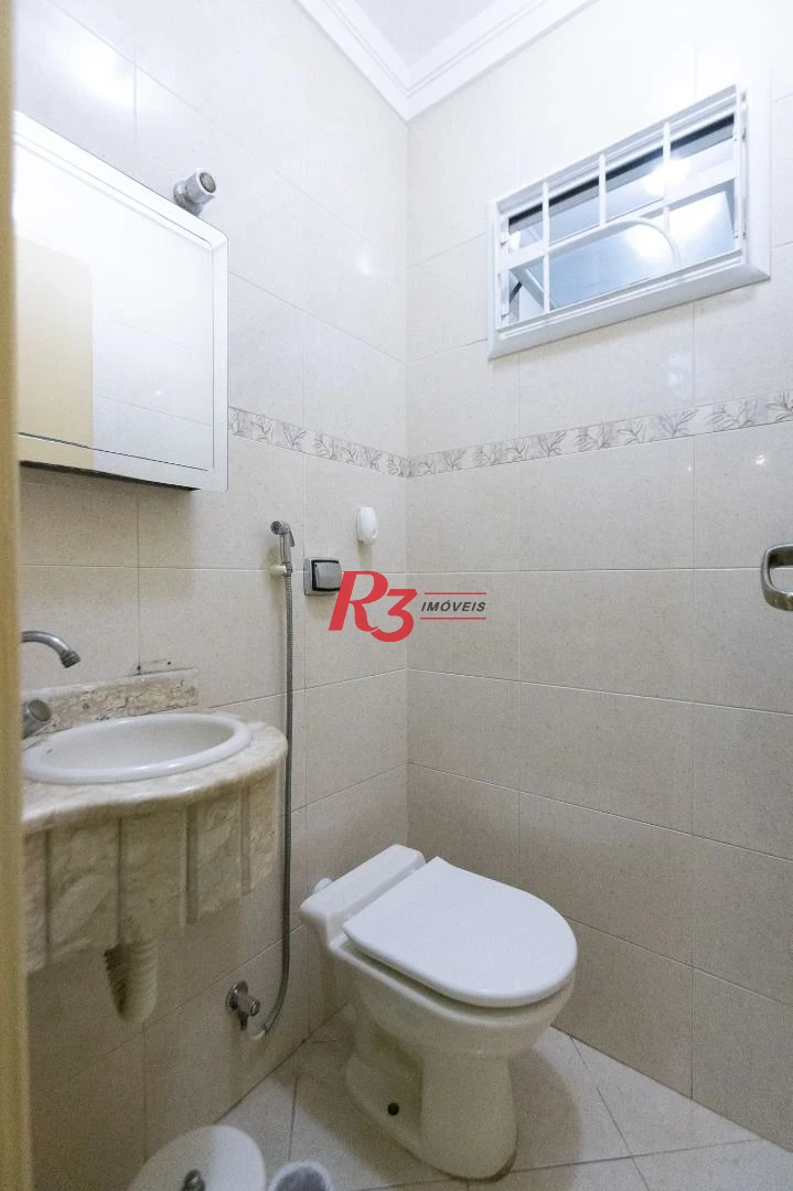 Casa com 3 dormitórios à venda, 142 m² por R$ 1.250.000,00 - Campo Grande - Santos/SP