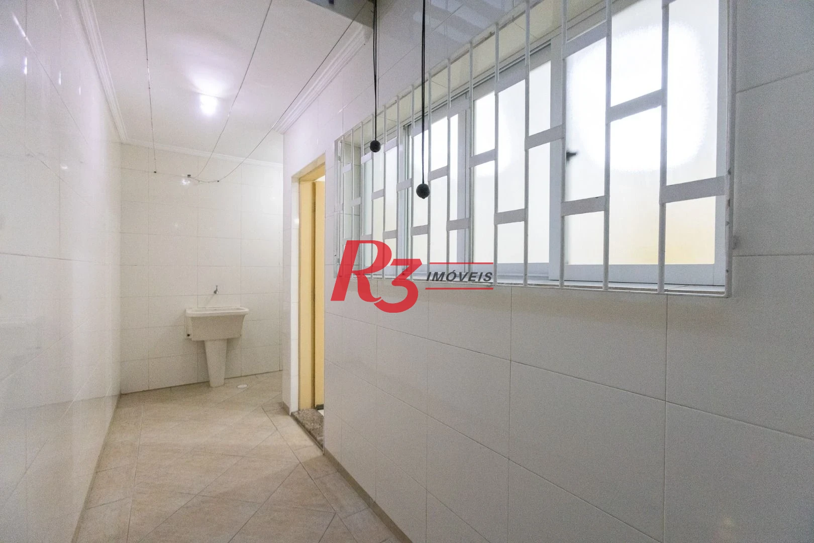 Casa com 3 dormitórios à venda, 142 m² por R$ 1.250.000,00 - Campo Grande - Santos/SP