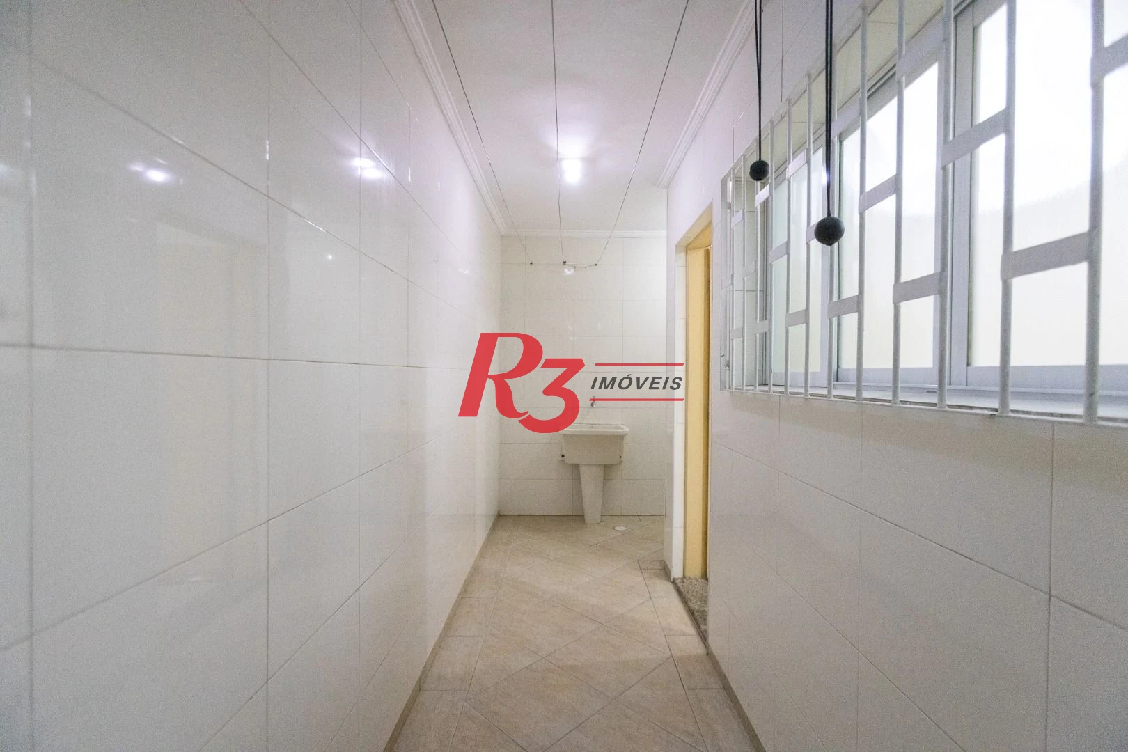 Casa com 3 dormitórios à venda, 142 m² por R$ 1.250.000,00 - Campo Grande - Santos/SP