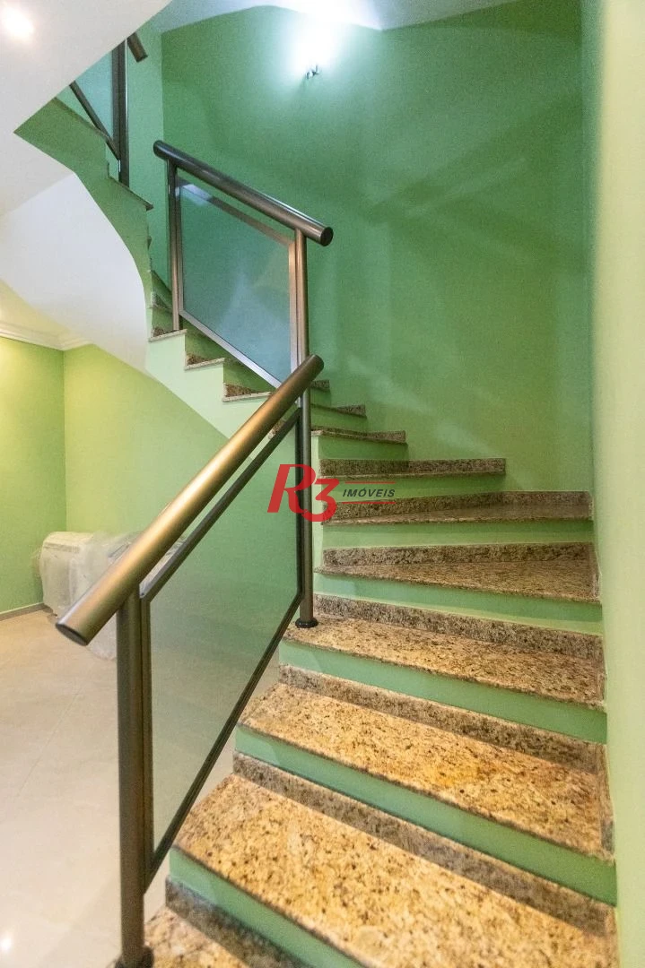 Casa com 3 dormitórios à venda, 142 m² por R$ 1.250.000,00 - Campo Grande - Santos/SP