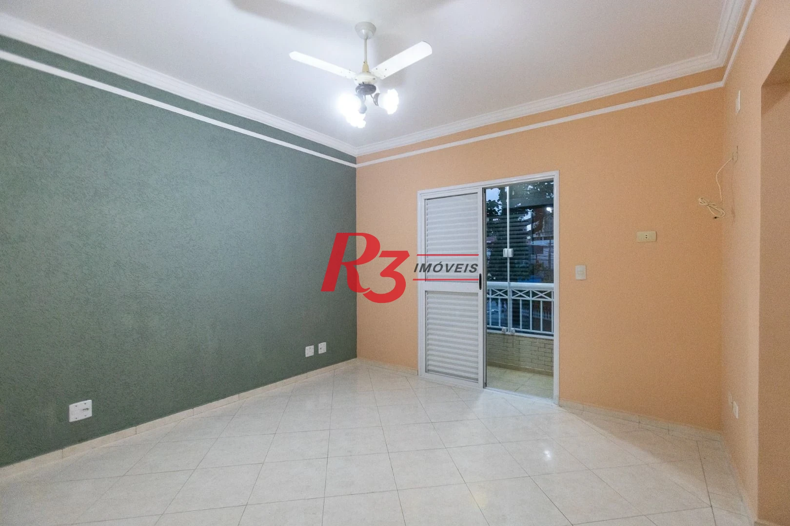 Casa com 3 dormitórios à venda, 142 m² por R$ 1.250.000,00 - Campo Grande - Santos/SP