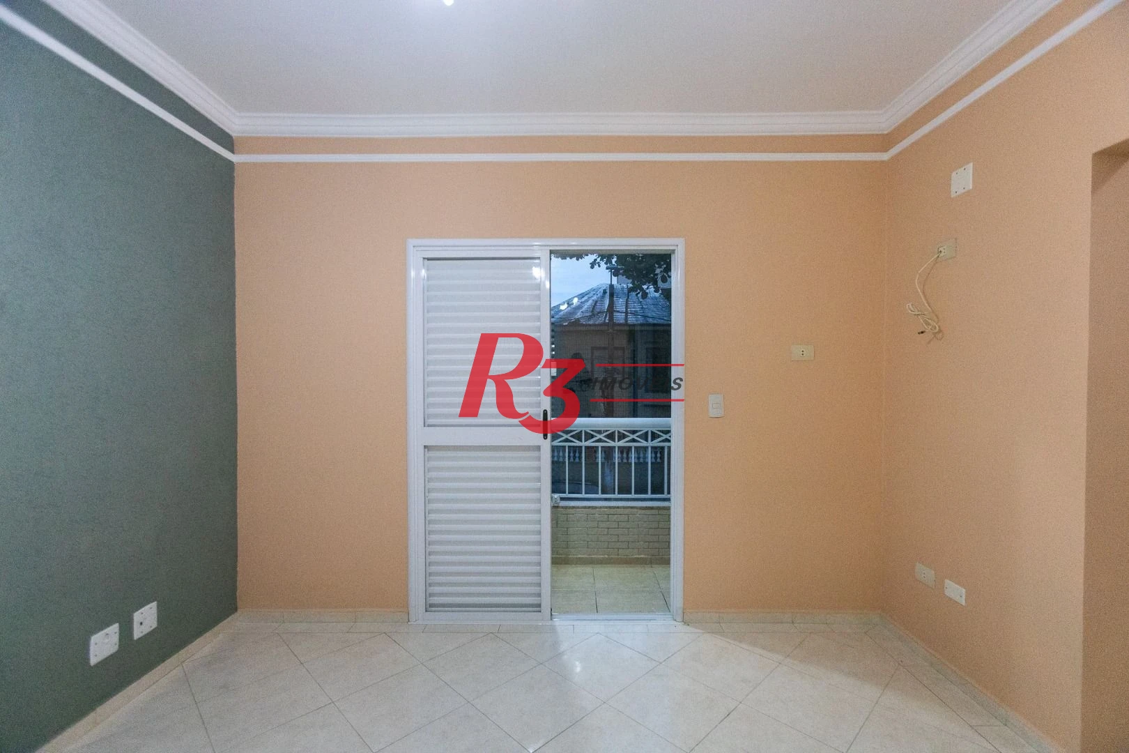 Casa com 3 dormitórios à venda, 142 m² por R$ 1.250.000,00 - Campo Grande - Santos/SP