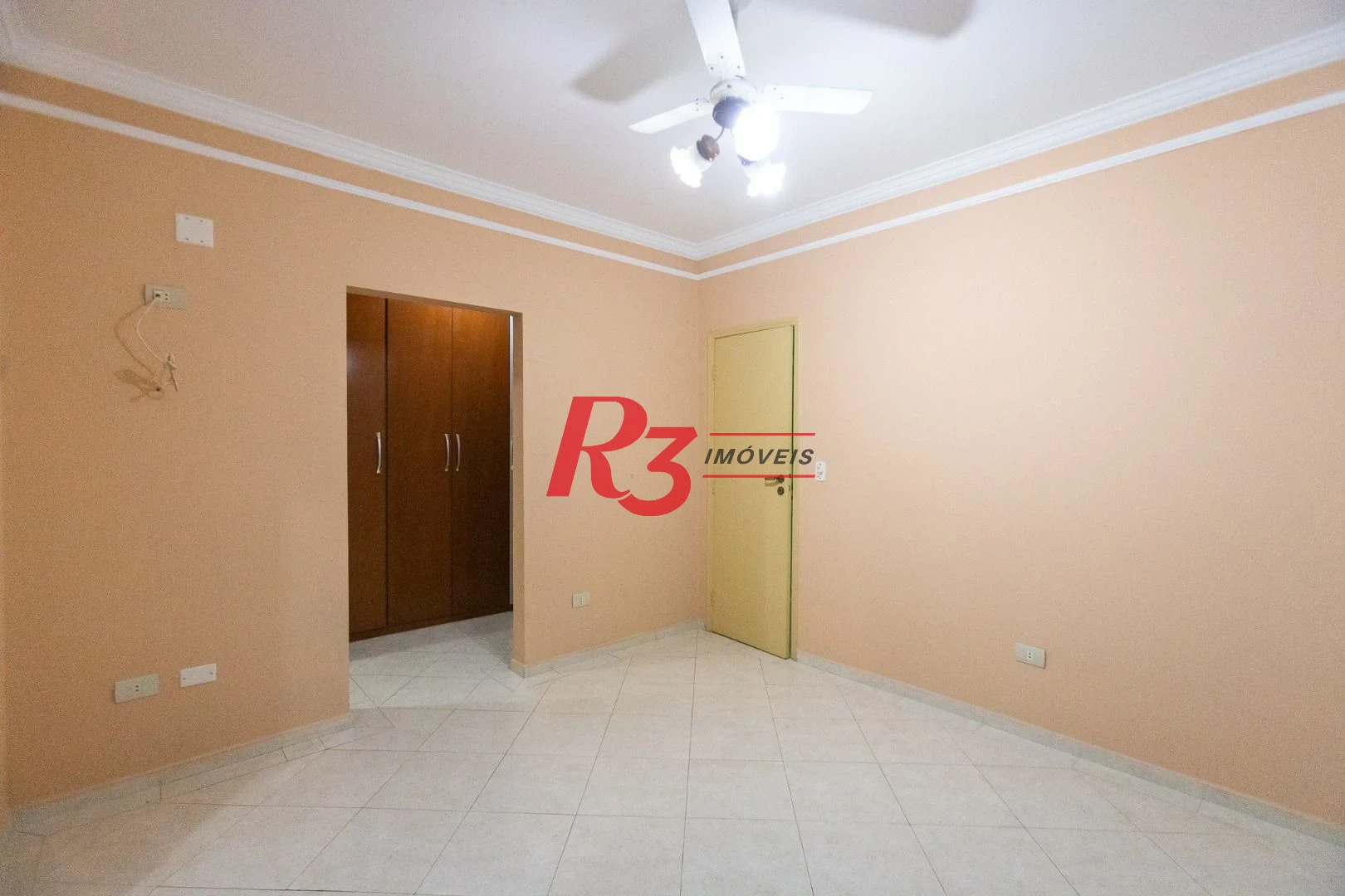 Casa com 3 dormitórios à venda, 142 m² por R$ 1.250.000,00 - Campo Grande - Santos/SP