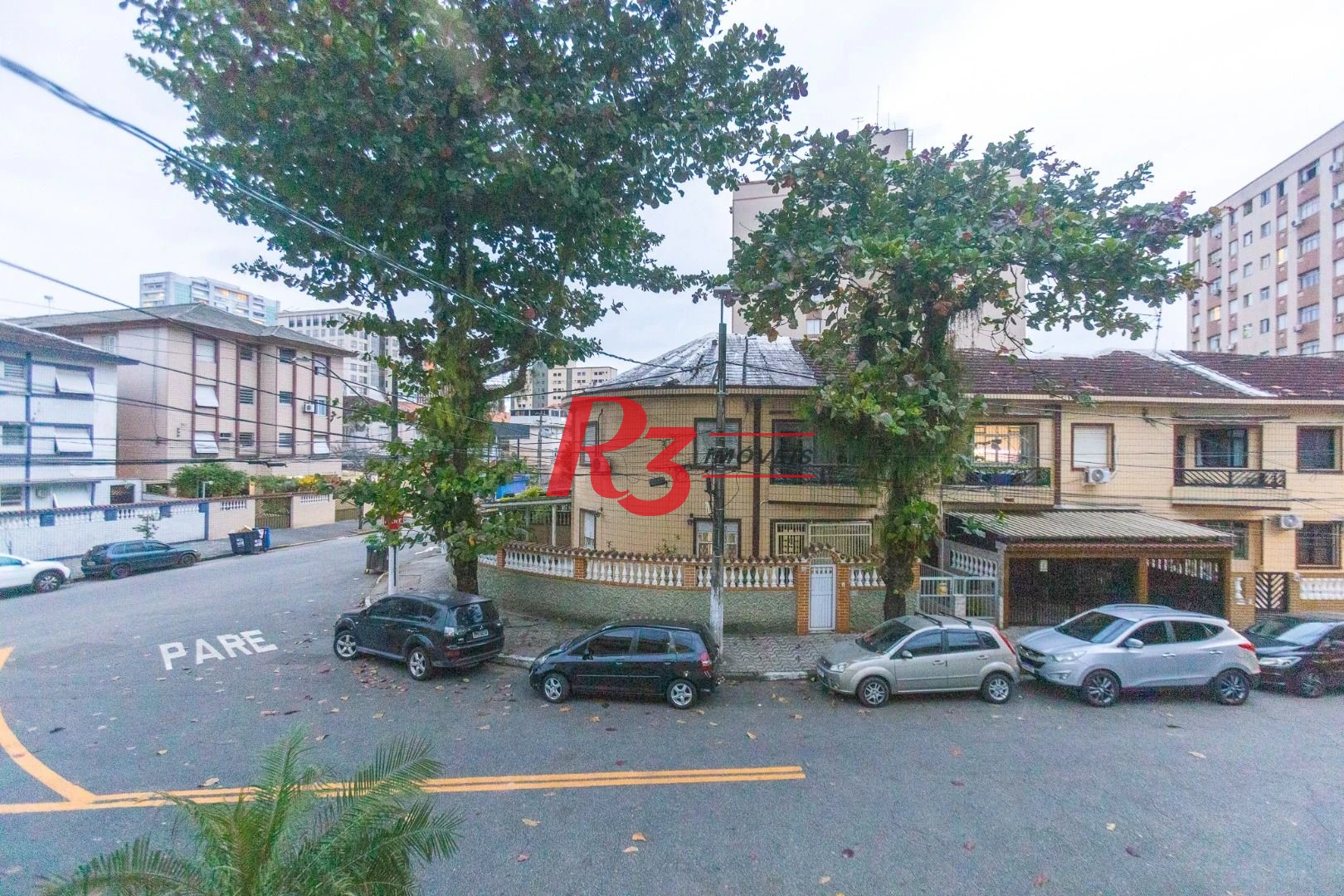 Casa com 3 dormitórios à venda, 142 m² por R$ 1.250.000,00 - Campo Grande - Santos/SP