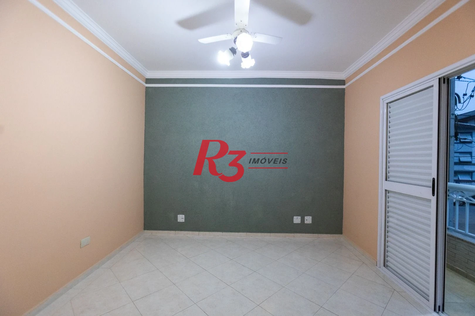 Casa com 3 dormitórios à venda, 142 m² por R$ 1.250.000,00 - Campo Grande - Santos/SP