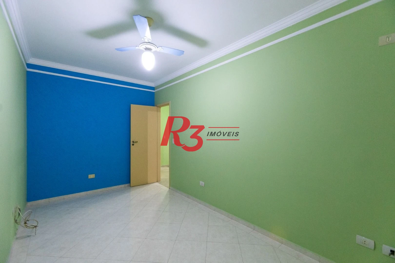 Casa com 3 dormitórios à venda, 142 m² por R$ 1.250.000,00 - Campo Grande - Santos/SP
