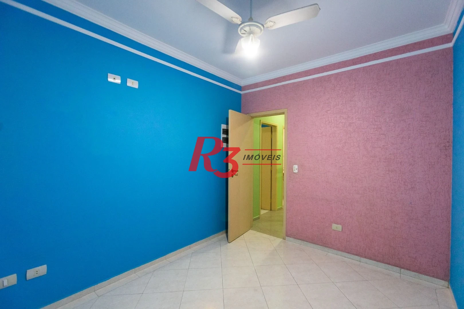 Casa com 3 dormitórios à venda, 142 m² por R$ 1.250.000,00 - Campo Grande - Santos/SP