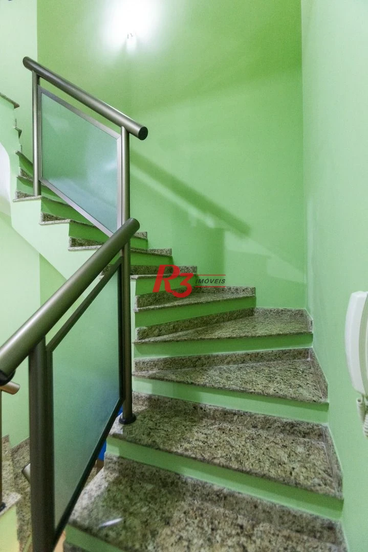 Casa com 3 dormitórios à venda, 142 m² por R$ 1.250.000,00 - Campo Grande - Santos/SP