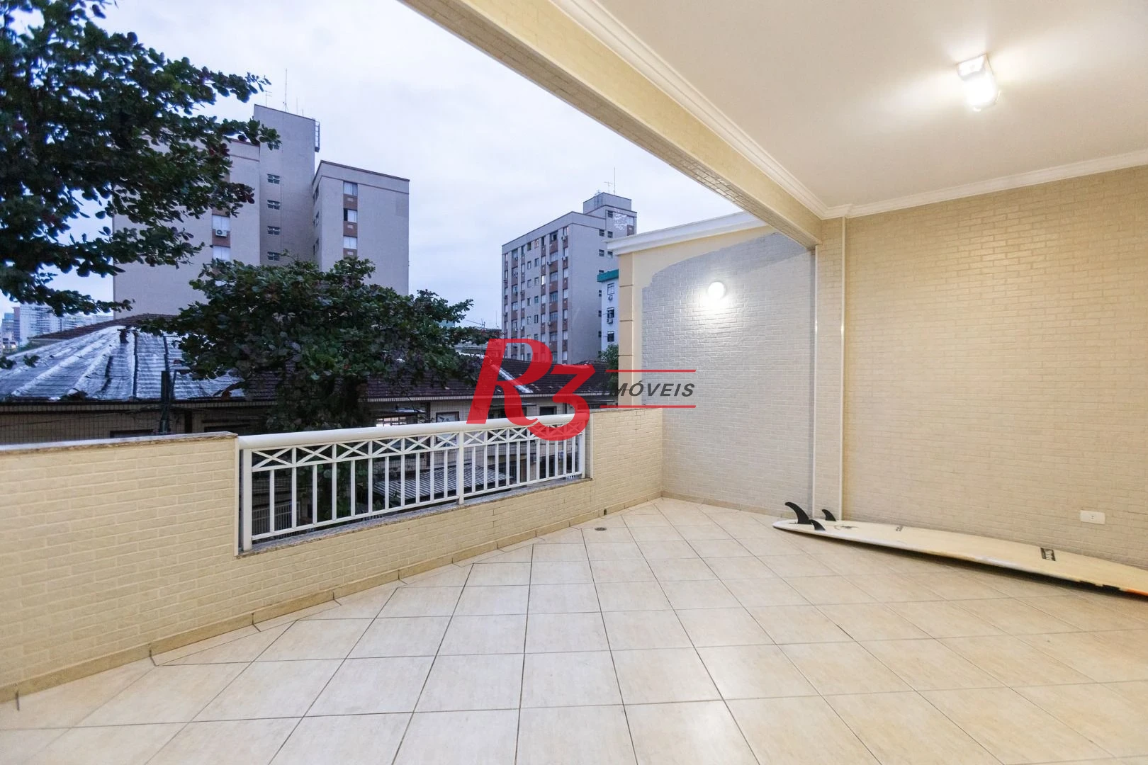 Casa com 3 dormitórios à venda, 142 m² por R$ 1.250.000,00 - Campo Grande - Santos/SP
