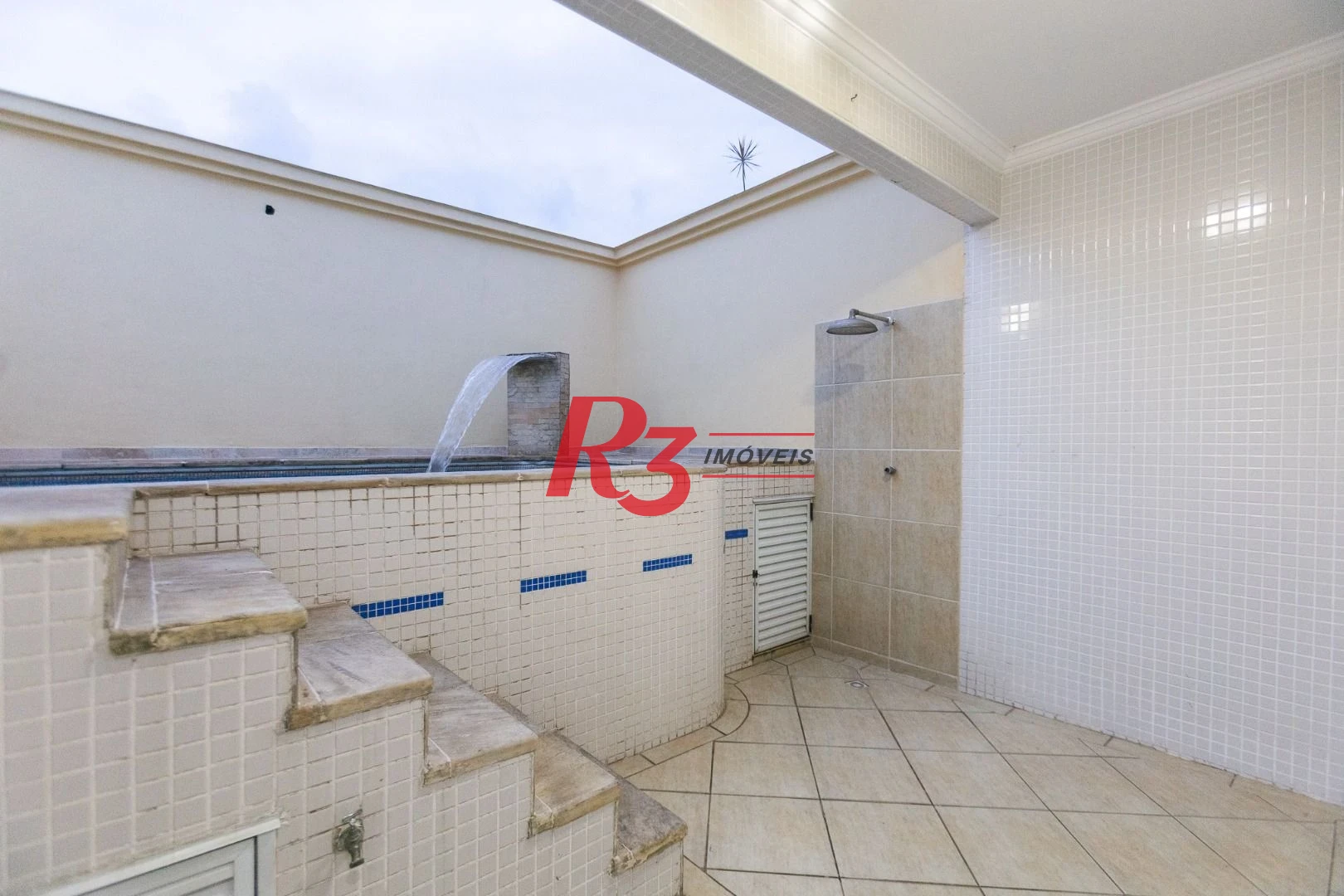 Casa com 3 dormitórios à venda, 142 m² por R$ 1.250.000,00 - Campo Grande - Santos/SP