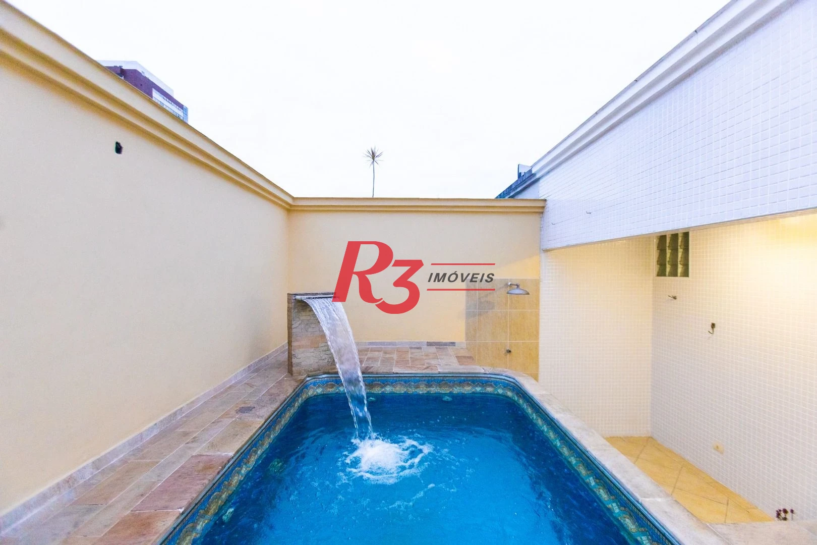 Casa com 3 dormitórios à venda, 142 m² por R$ 1.250.000,00 - Campo Grande - Santos/SP