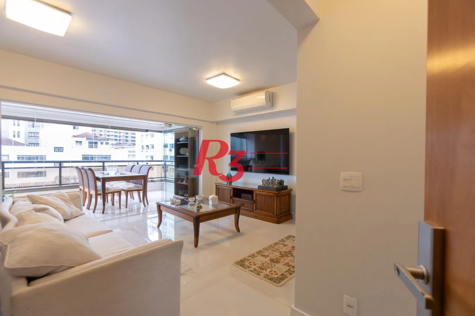 Apartamento com 3 dormitórios à venda, 111 m² por R$ 1.490.000,00 - Ponta da Praia - Santos/SP