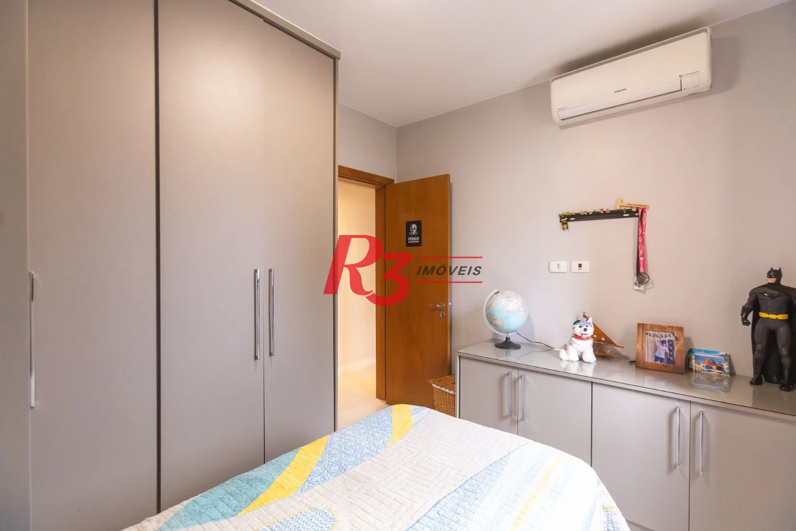 Apartamento com 3 dormitórios à venda, 111 m² por R$ 1.490.000,00 - Ponta da Praia - Santos/SP