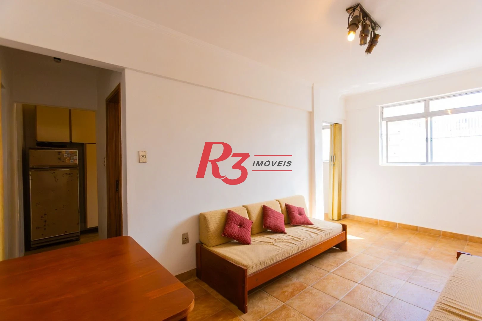 Apartamento com 2 dormitórios à venda, 62 m² por R$ 690.000,00 - Gonzaga - Santos/SP
