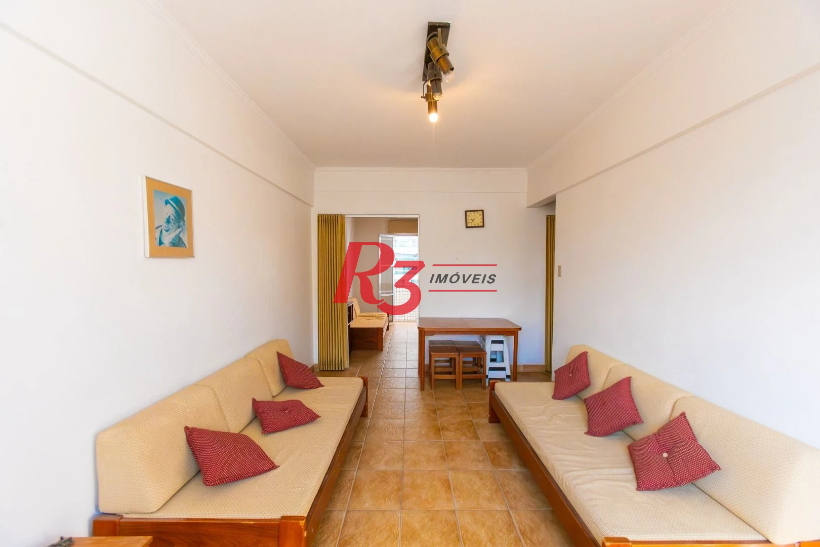 Apartamento com 2 dormitórios à venda, 62 m² por R$ 690.000,00 - Gonzaga - Santos/SP