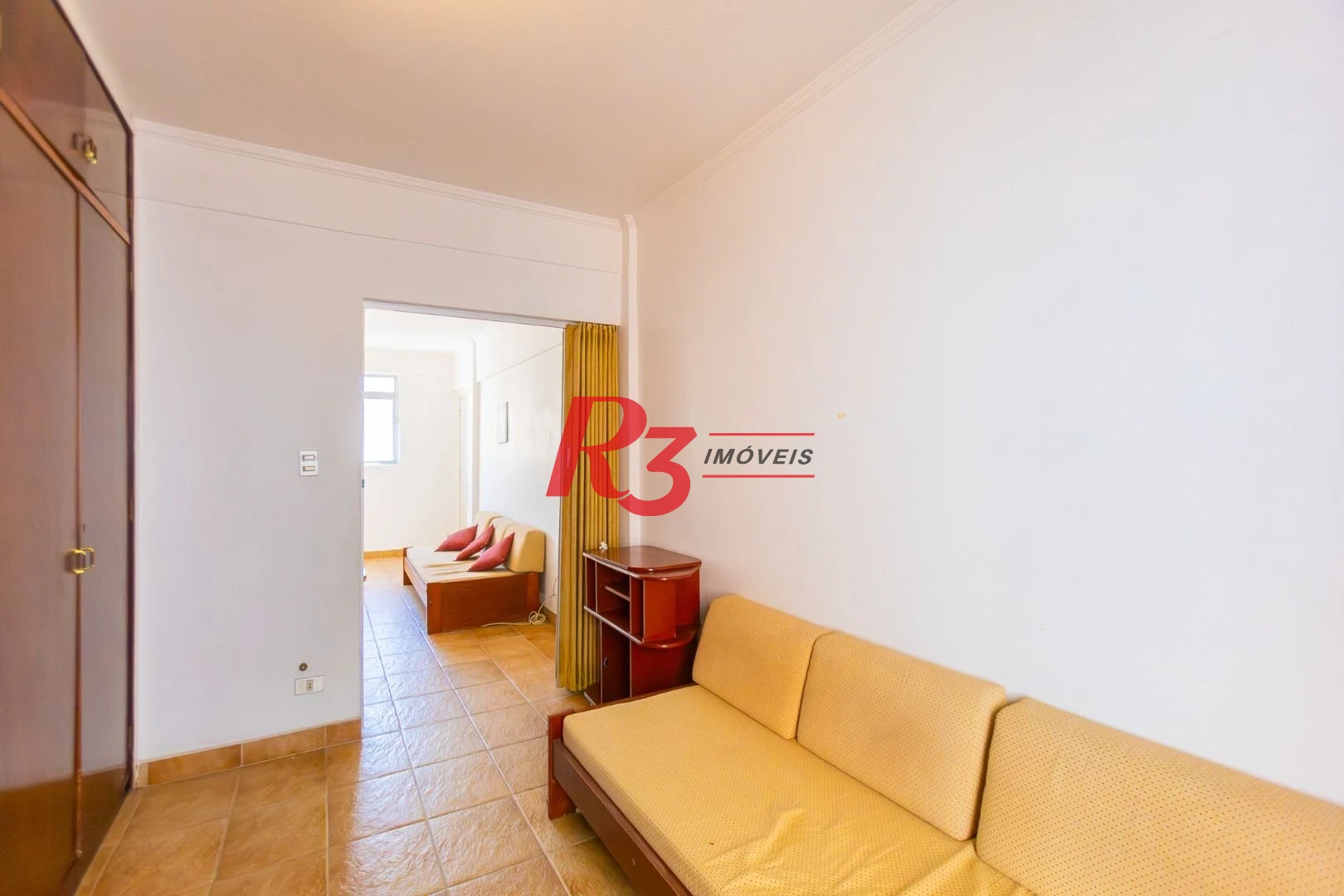 Apartamento com 2 dormitórios à venda, 62 m² por R$ 690.000,00 - Gonzaga - Santos/SP