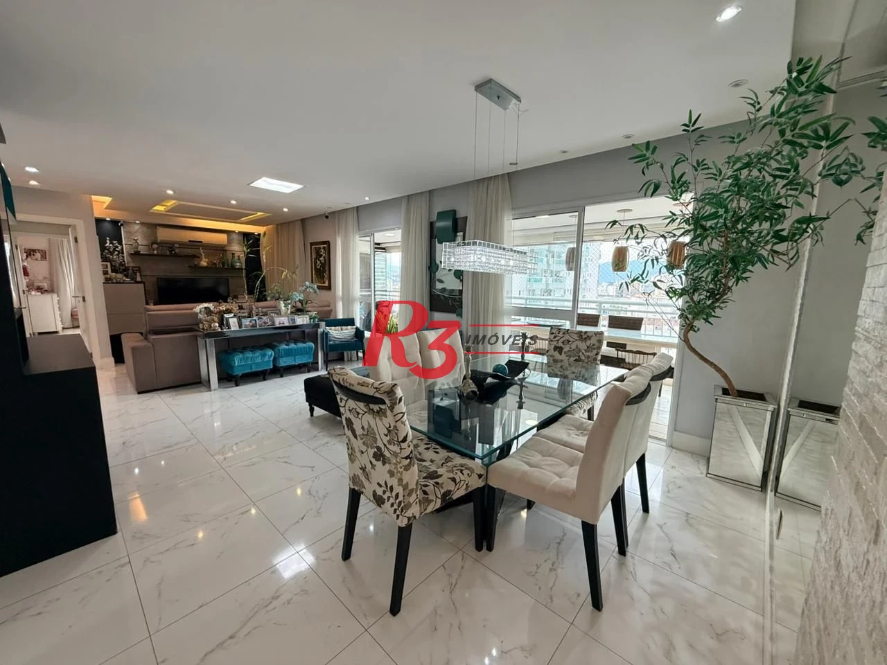 Apartamento com 4 dormitórios à venda, 159 m² por R$ 2.555.000,00 - Gonzaga - Santos/SP