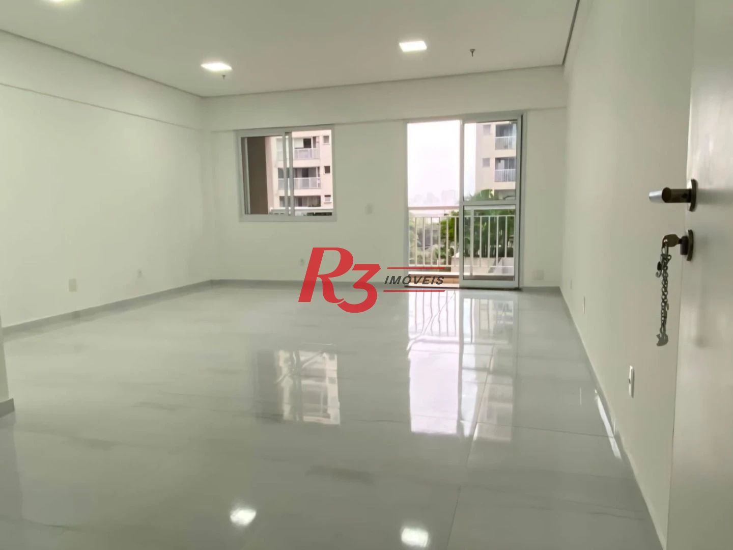 Sala para alugar, 42 m² por R$ 3.000,00/mês - Vila Matias - Santos/SP