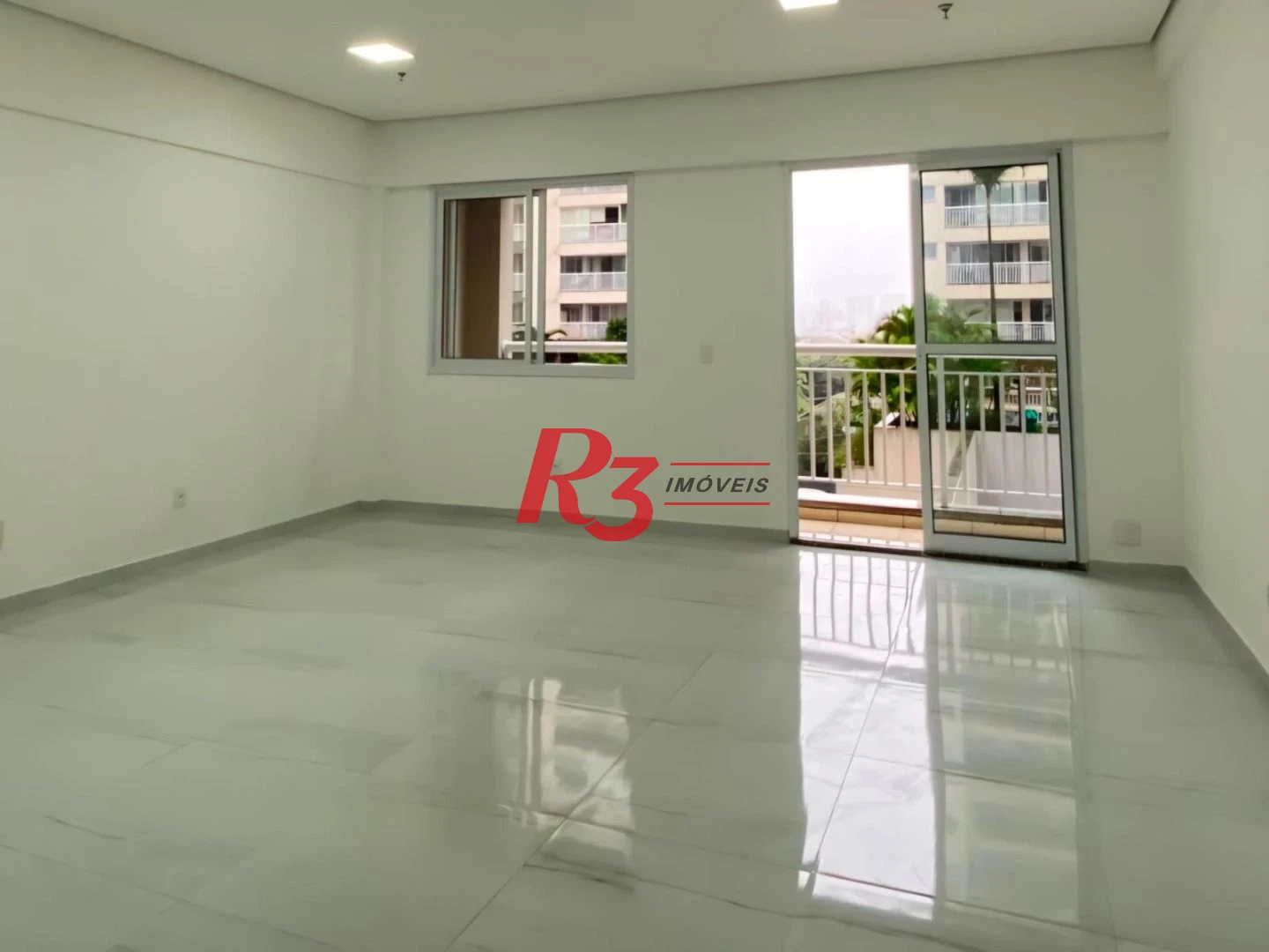 Sala para alugar, 42 m² por R$ 3.000,00/mês - Vila Matias - Santos/SP