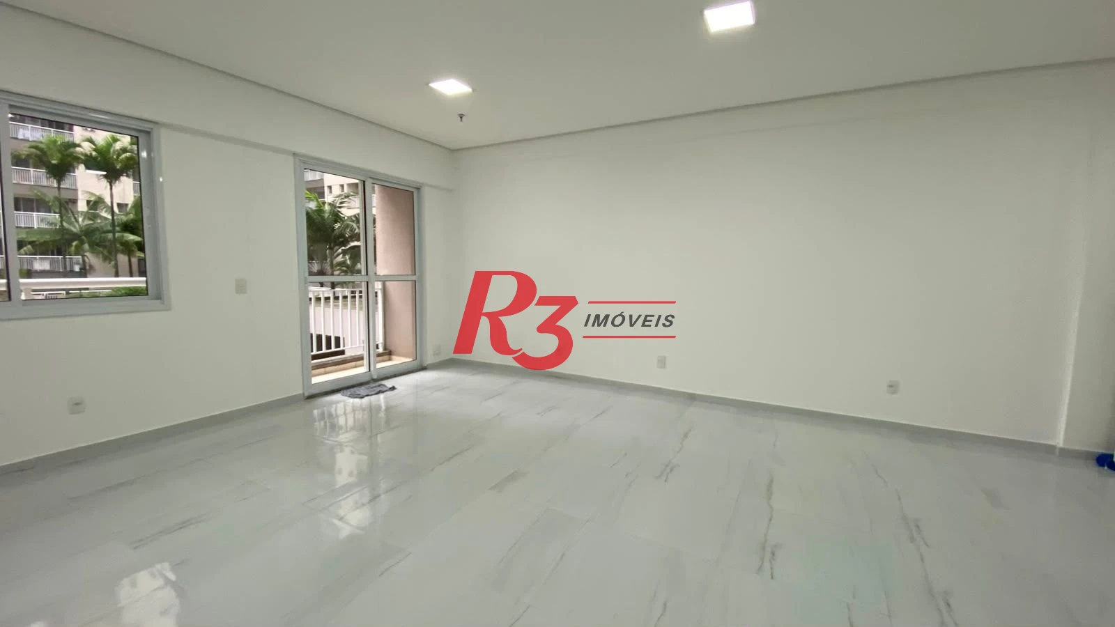Sala para alugar, 42 m² por R$ 3.000,00/mês - Vila Matias - Santos/SP
