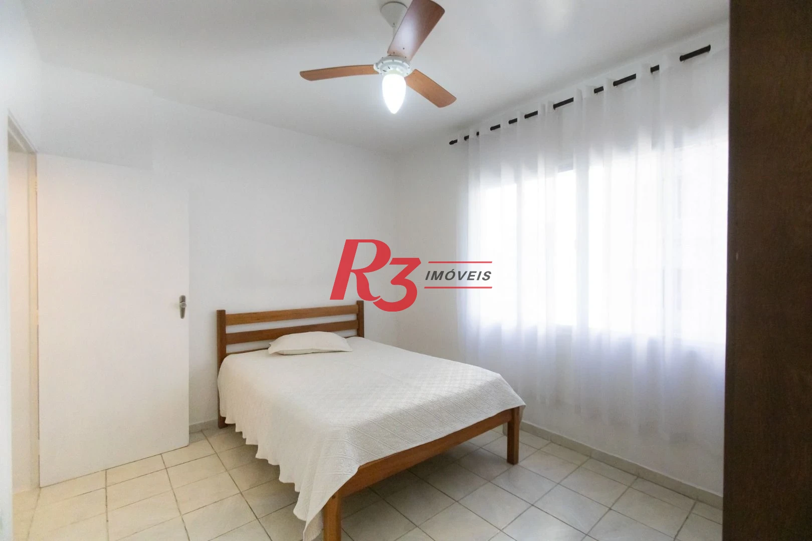 Apartamento para alugar, 50 m² por R$ 3.800,02/mês - Gonzaga - Santos/SP