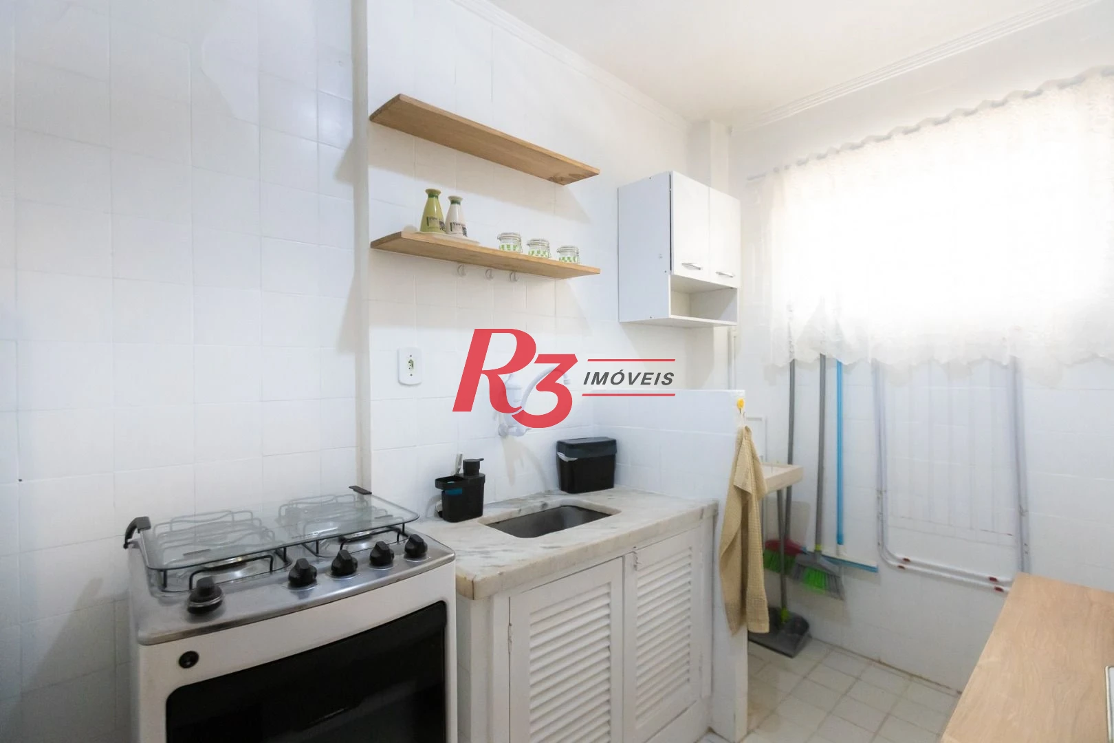 Apartamento para alugar, 50 m² por R$ 3.800,02/mês - Gonzaga - Santos/SP