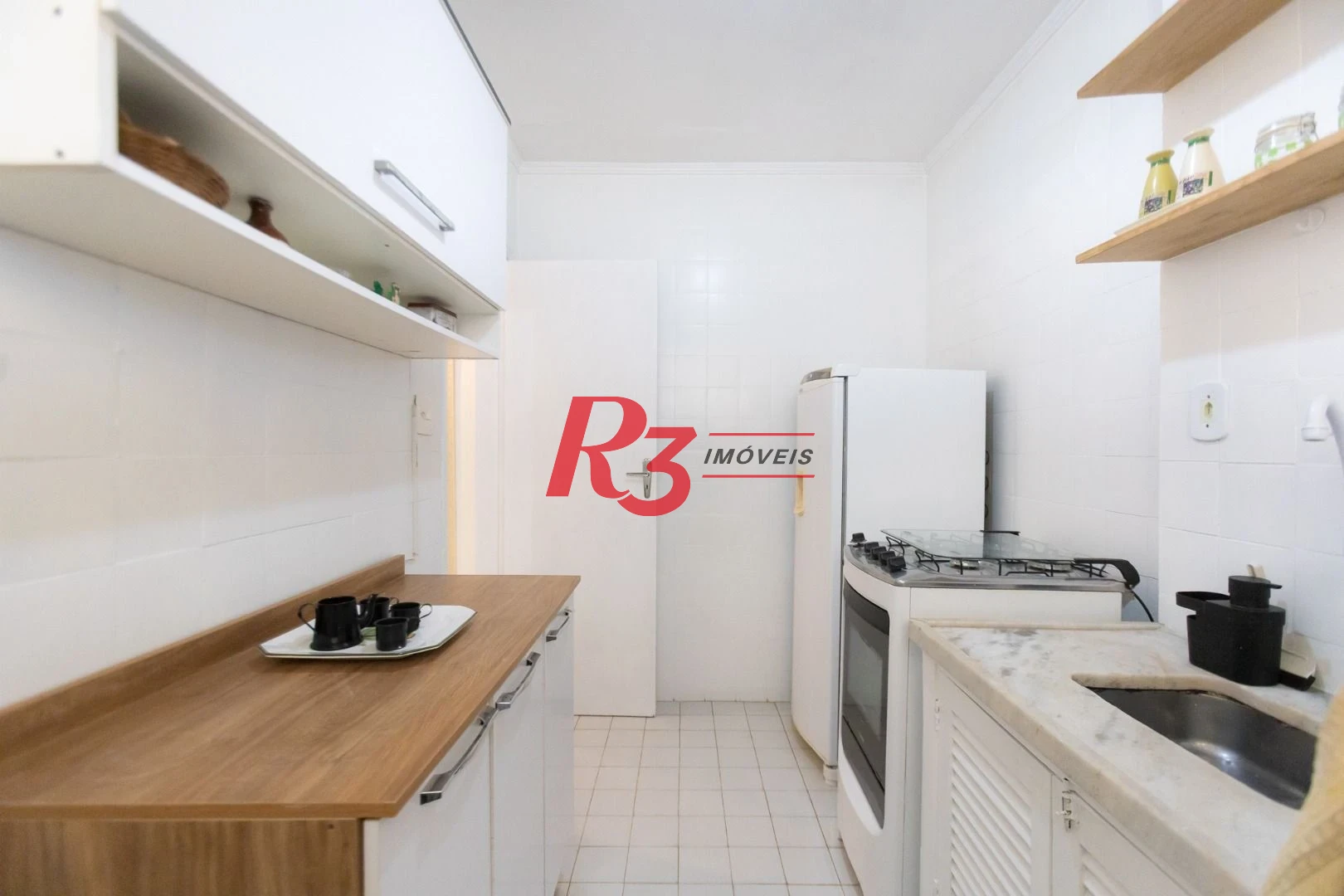 Apartamento para alugar, 50 m² por R$ 3.800,02/mês - Gonzaga - Santos/SP